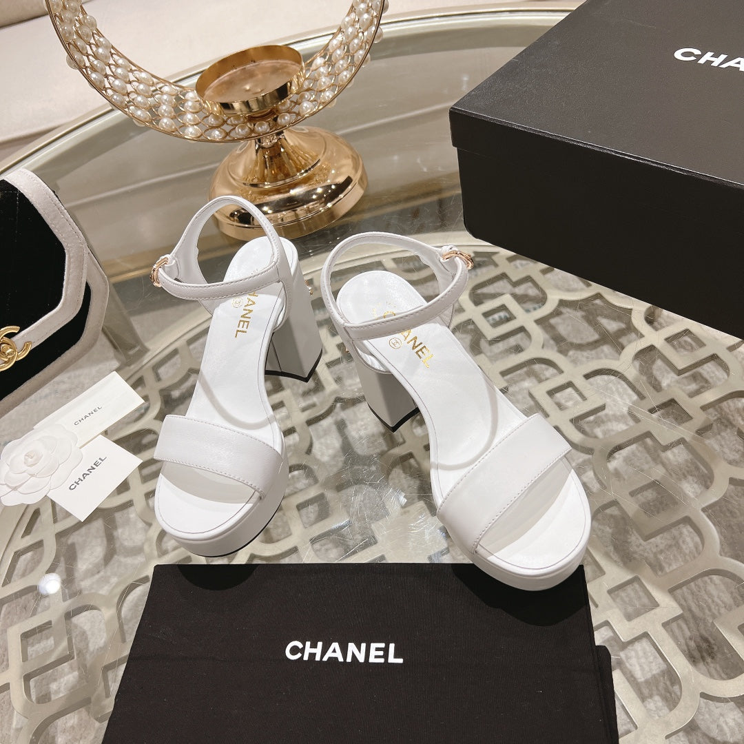 CHANEL 25C 10CM Mid Heed Sandals White Italian Leather 213319