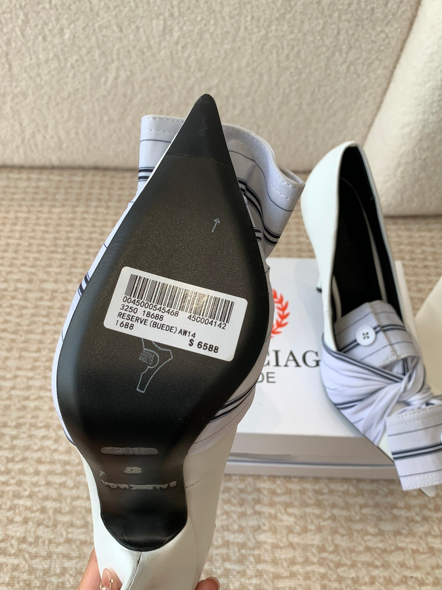 Balanciaga KNIFE CHEMISE HIGH PUMPS IN WHITE COTTON AND CALFSKIN