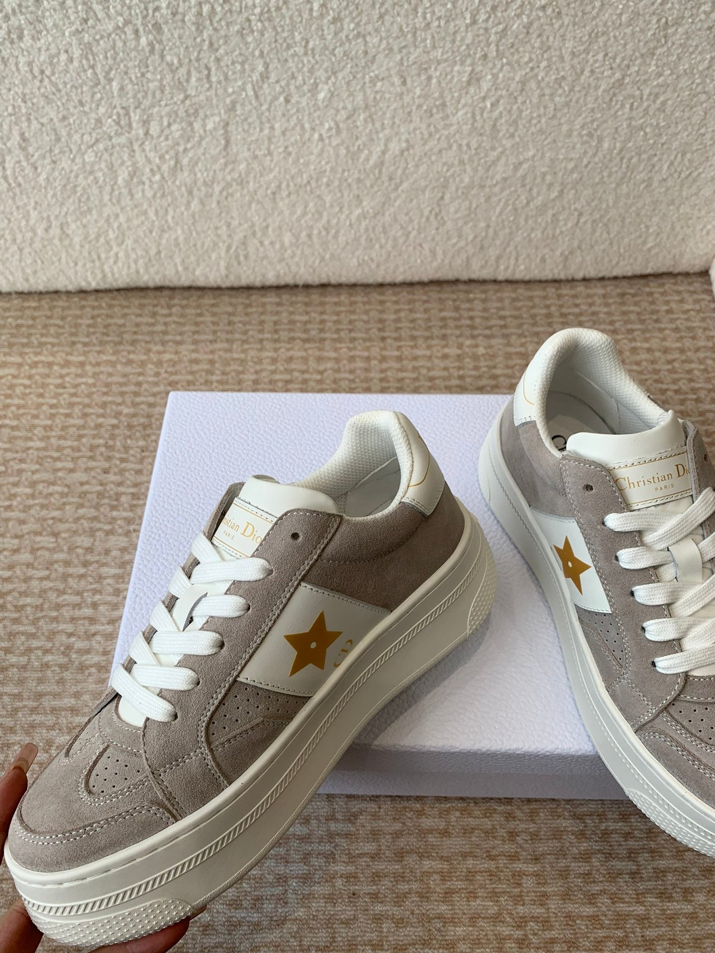 DIOR Star Platform Sneaker In Light Brown Grey Suede 998718