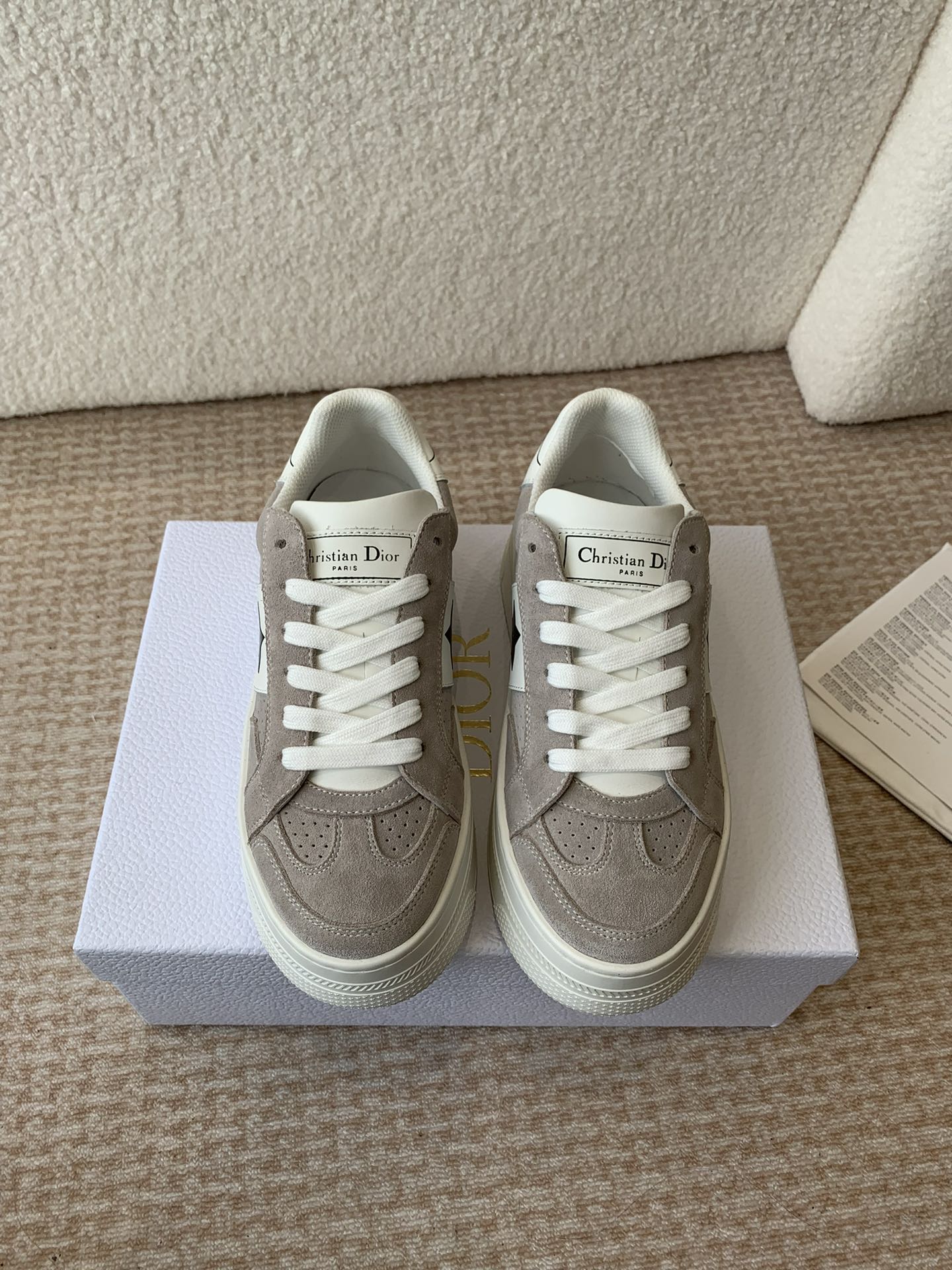 DIOR Star Platform Sneaker In Light Brown Grey Suede 998720