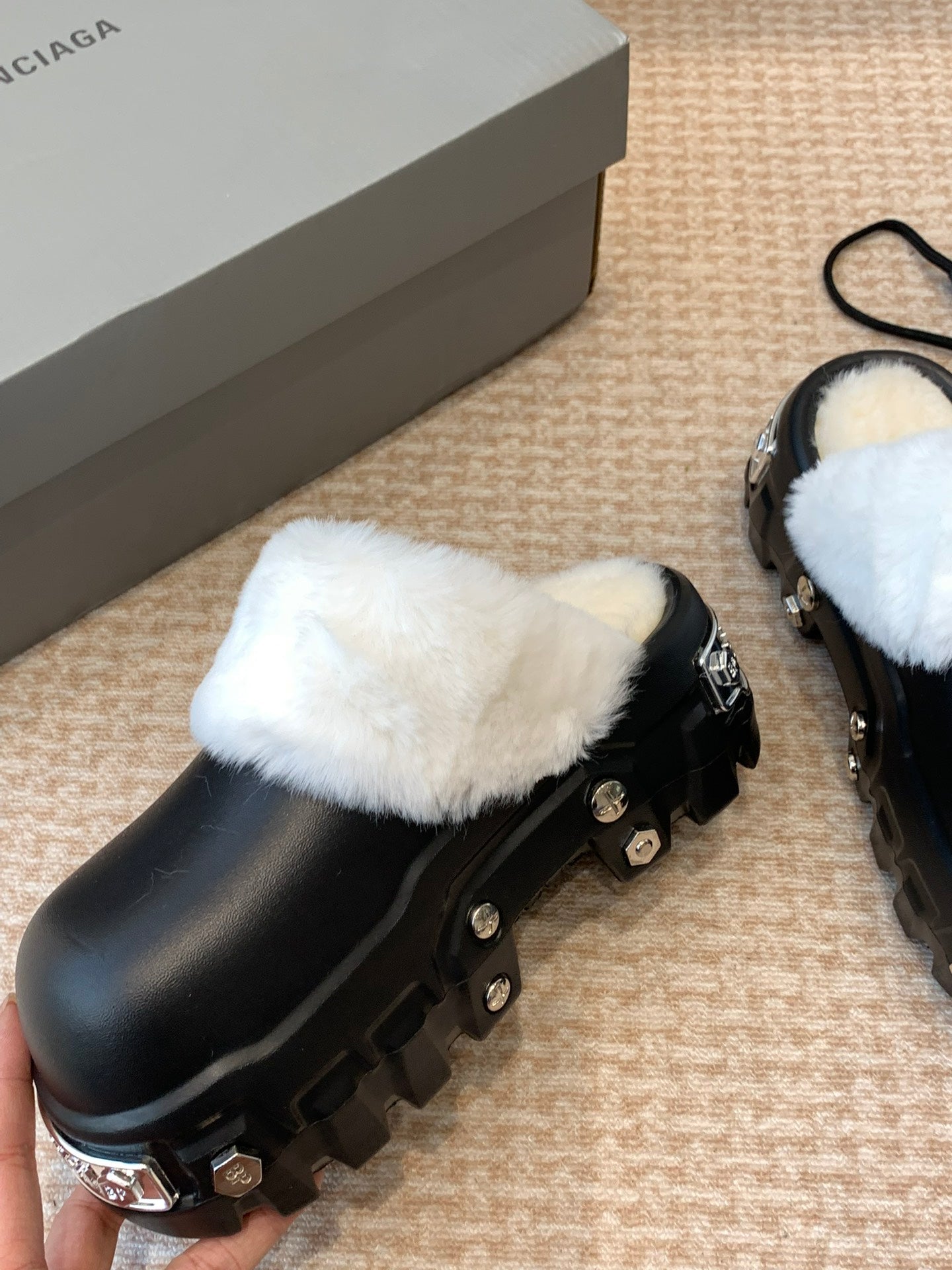Balanciaga PLATFORM MULES IN BLACK RUBBER MIX RABBIT FUR SILVER HARDWARE