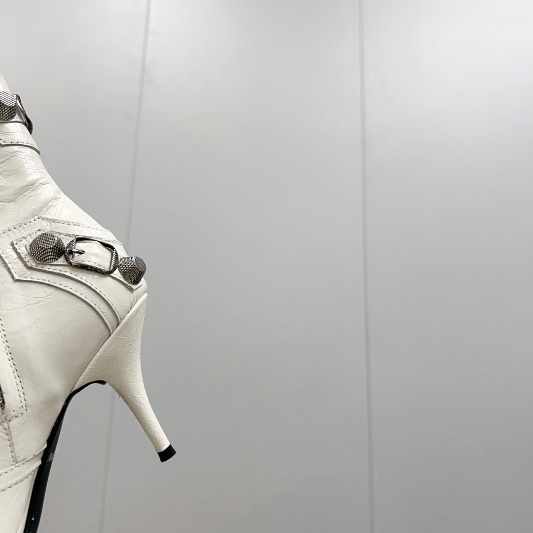 Balanciaga CAGOLE HIGH BOOTS IN WHITE LAMBSKIN