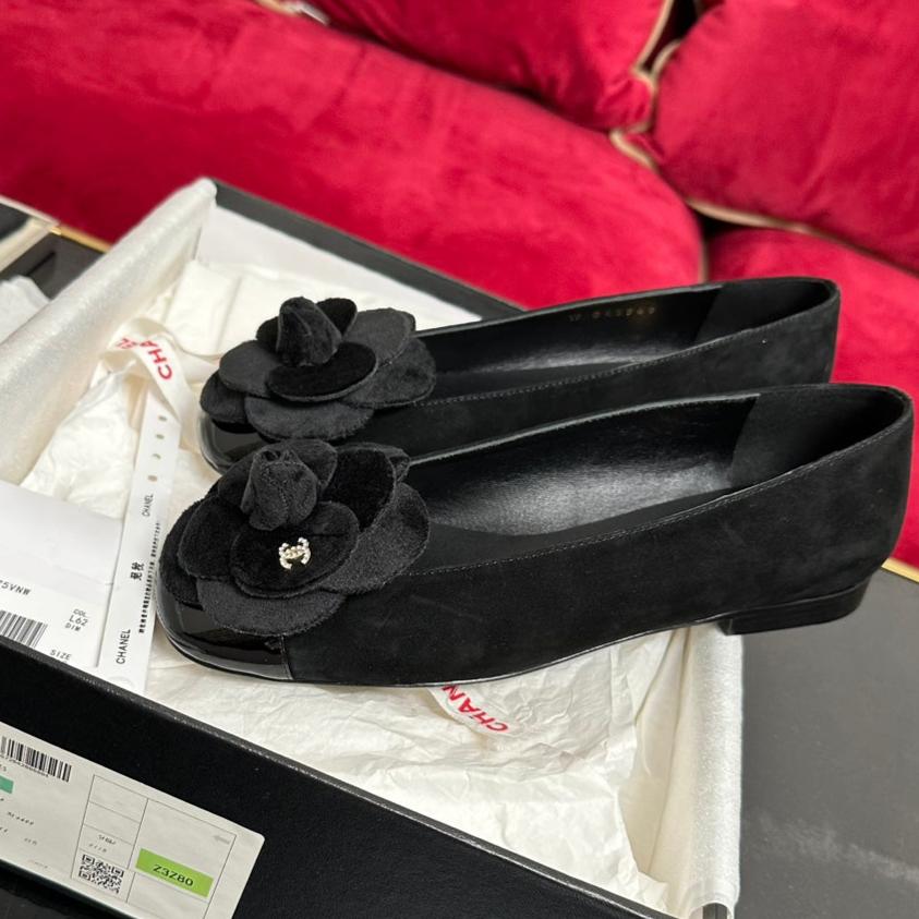 CHANEL ballet flat flower all black suede