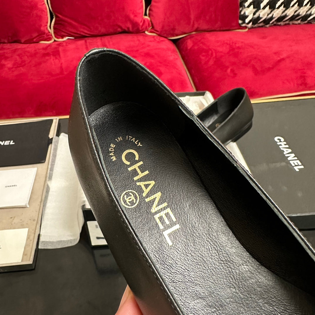 CHANEL ballet flat white flower black calfskin