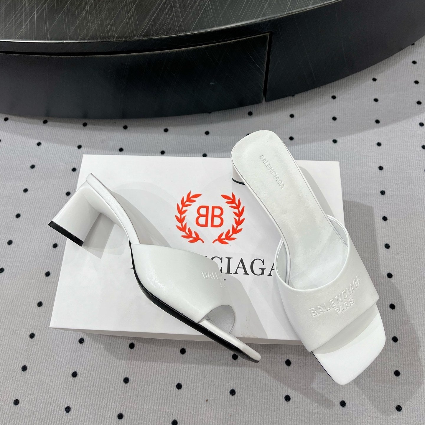 Balanciaga SQUARE-TOE MEDIUM HEEL MULES IN WHITE CALFSKIN LOGO EMBOSSED