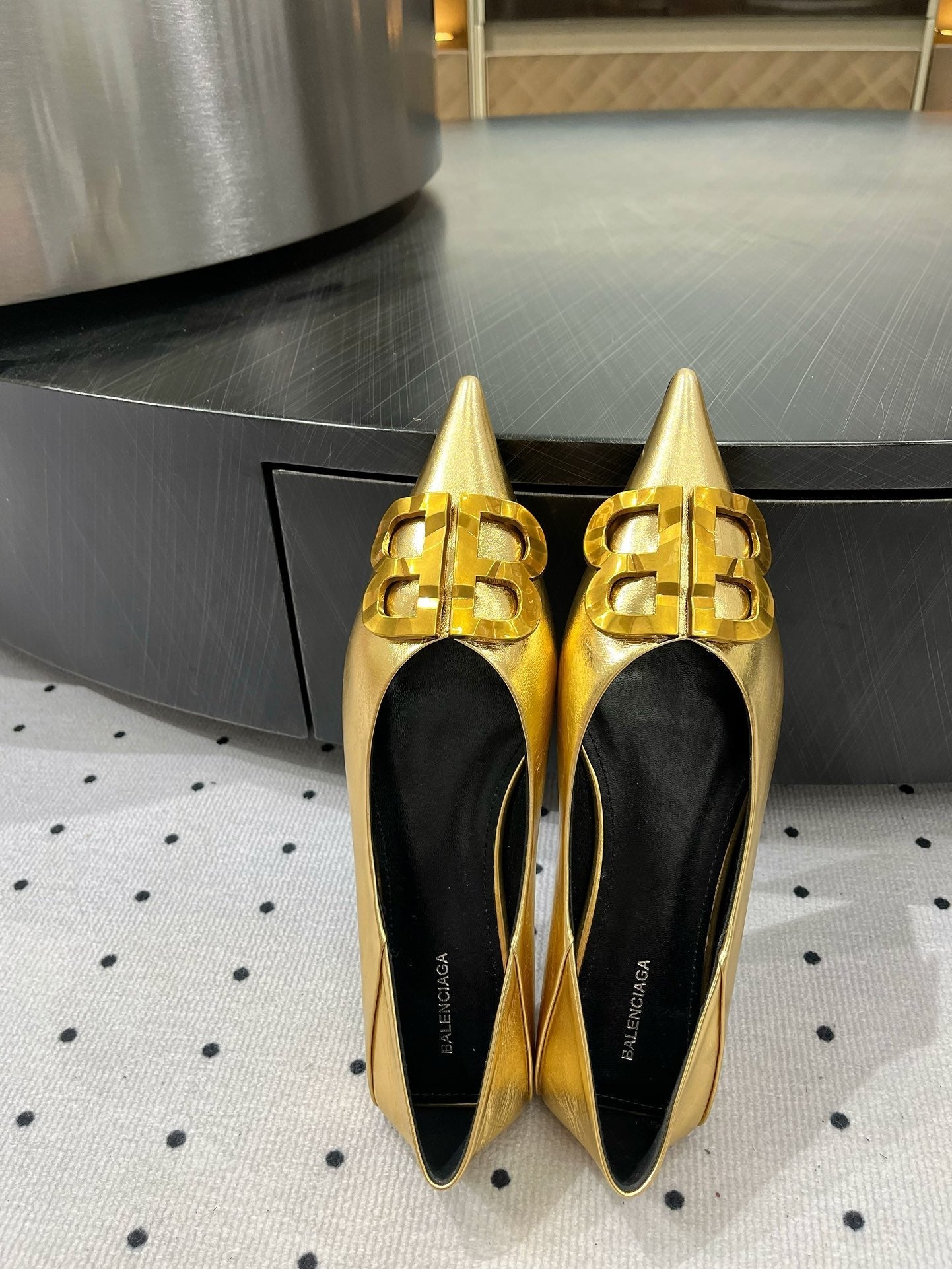 Balanciaga POINTED BB GOLD BUCKLE BALLET FLAT IN GOLD METALLIC SHINY CALFSKIN