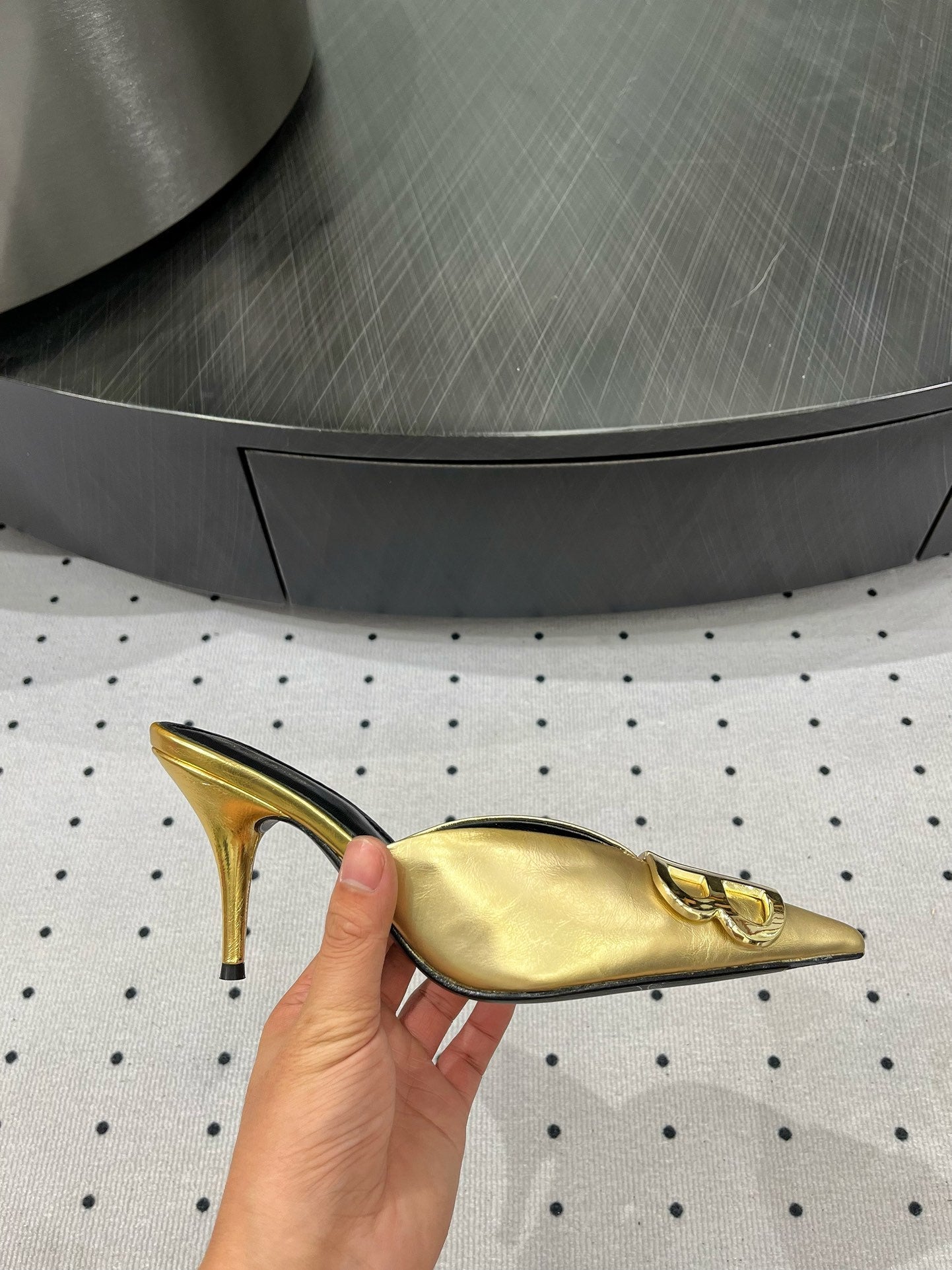 Balanciaga POINTED BB GOLD BUCKLE HEELED SLINGBACK IN GOLD METALLIC SHINY CALFSKIN