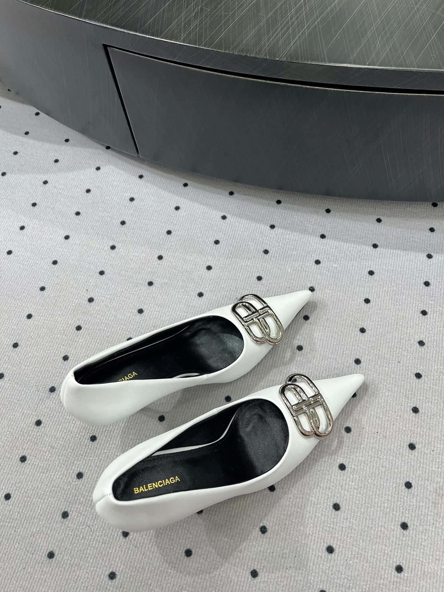 Balanciaga HEELED PUMPS 65 MM IN WHITE GLOSSY CALFSKIN SILVER HARDWARE