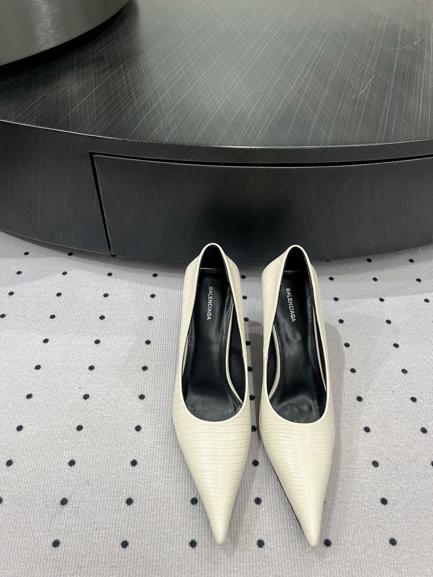 Balanciaga CLASSIC PUMPS 65MM IN CREAM LIZARD PATTERN CALFSKIN