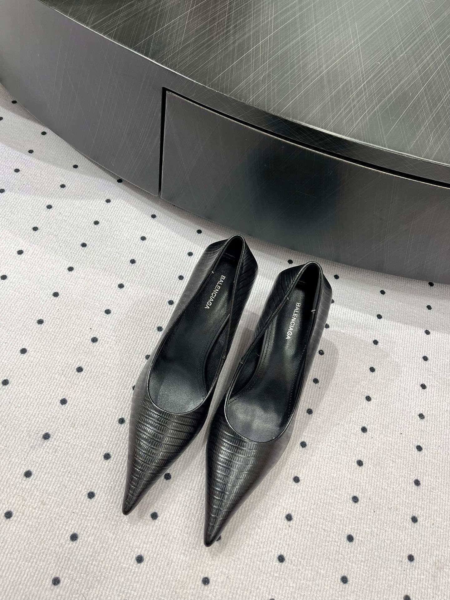 Balanciaga CLASSIC PUMPS 65MM IN BLACK LIZARD PATTERN CALFSKIN