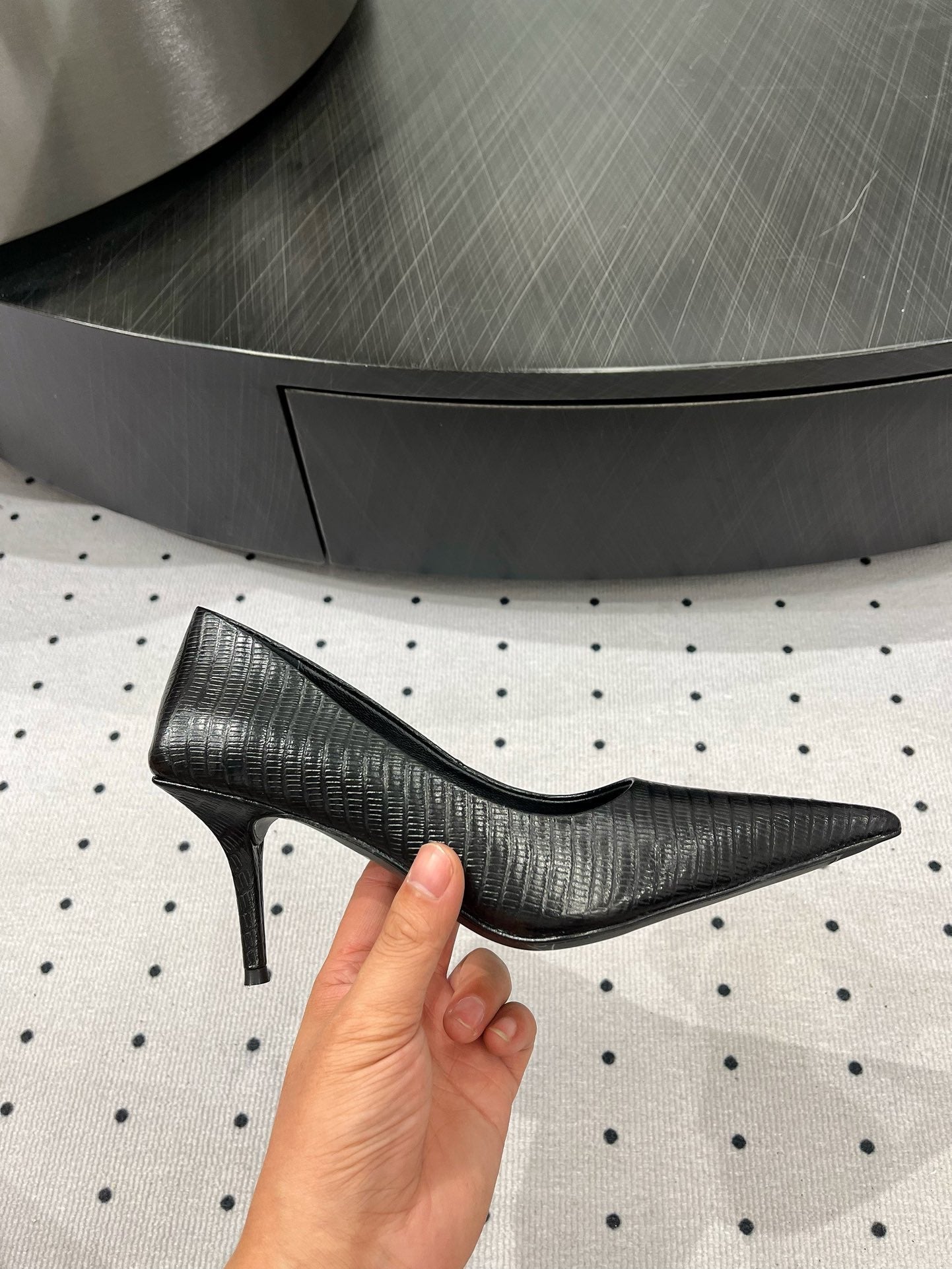 Balanciaga CLASSIC PUMPS 65MM IN BLACK LIZARD PATTERN CALFSKIN