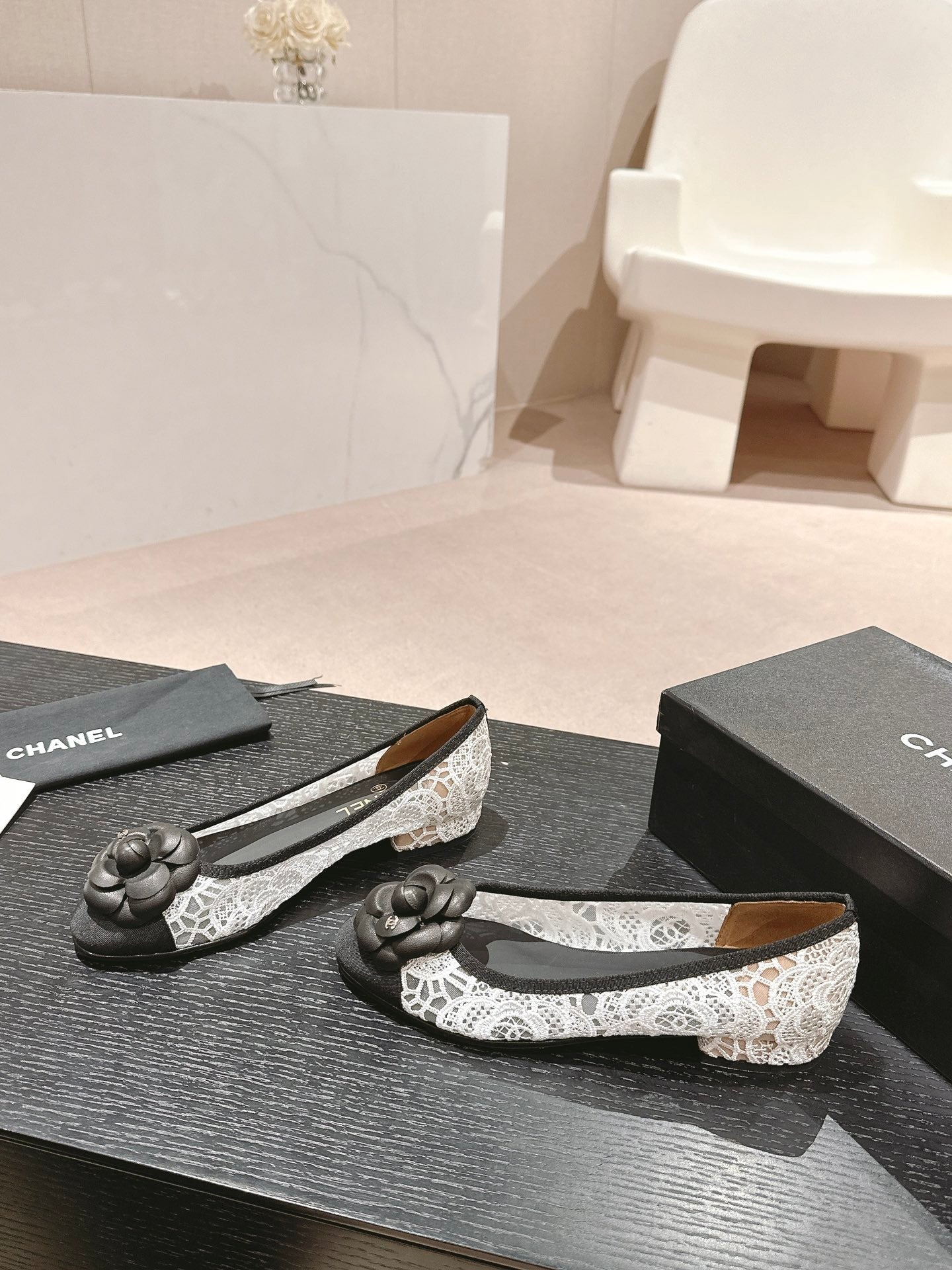 CHANEL ballet flat flower white lace fabric
