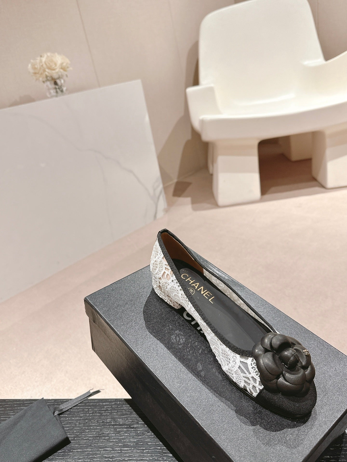 CHANEL ballet flat flower white lace fabric