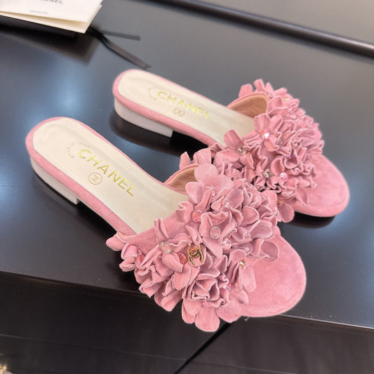 CHANEL 25C Mules Pink Suede Strass