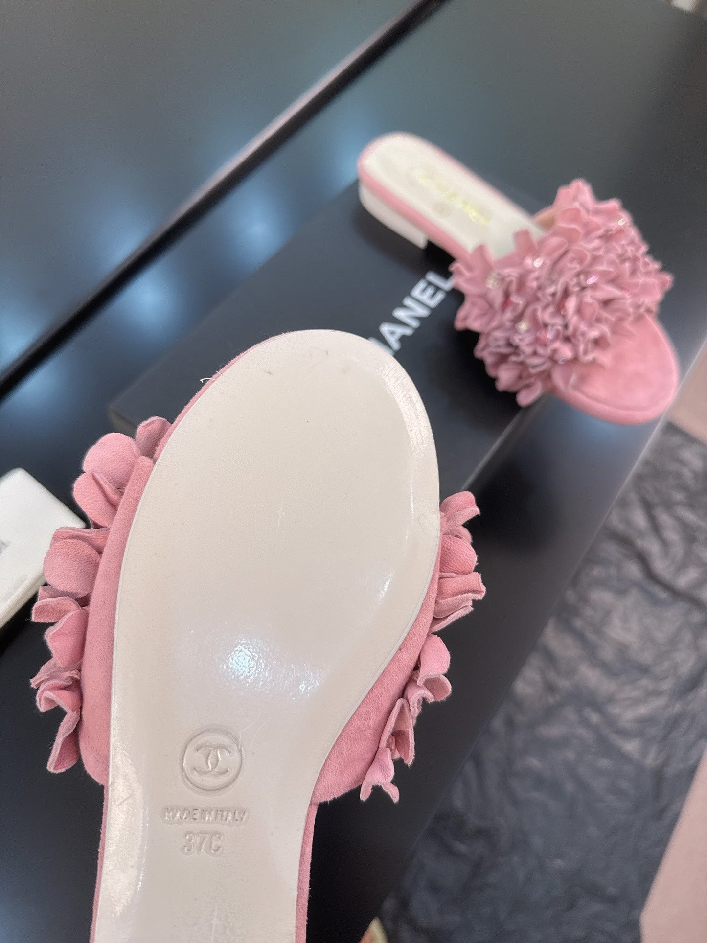 CHANEL 25C Mules Pink Suede Strass