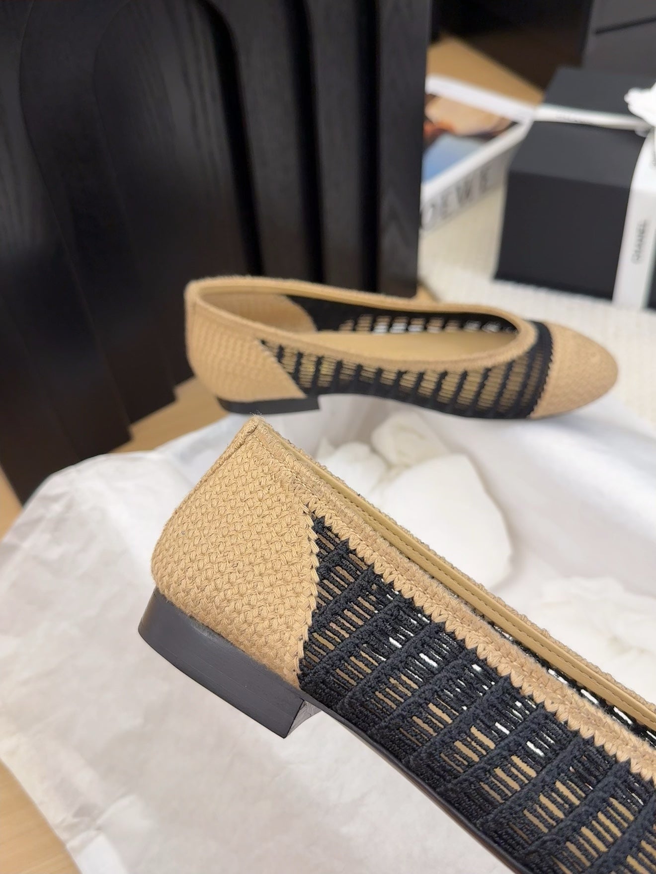 CHANEL 25 Ballet Flat Beige Black Raffia