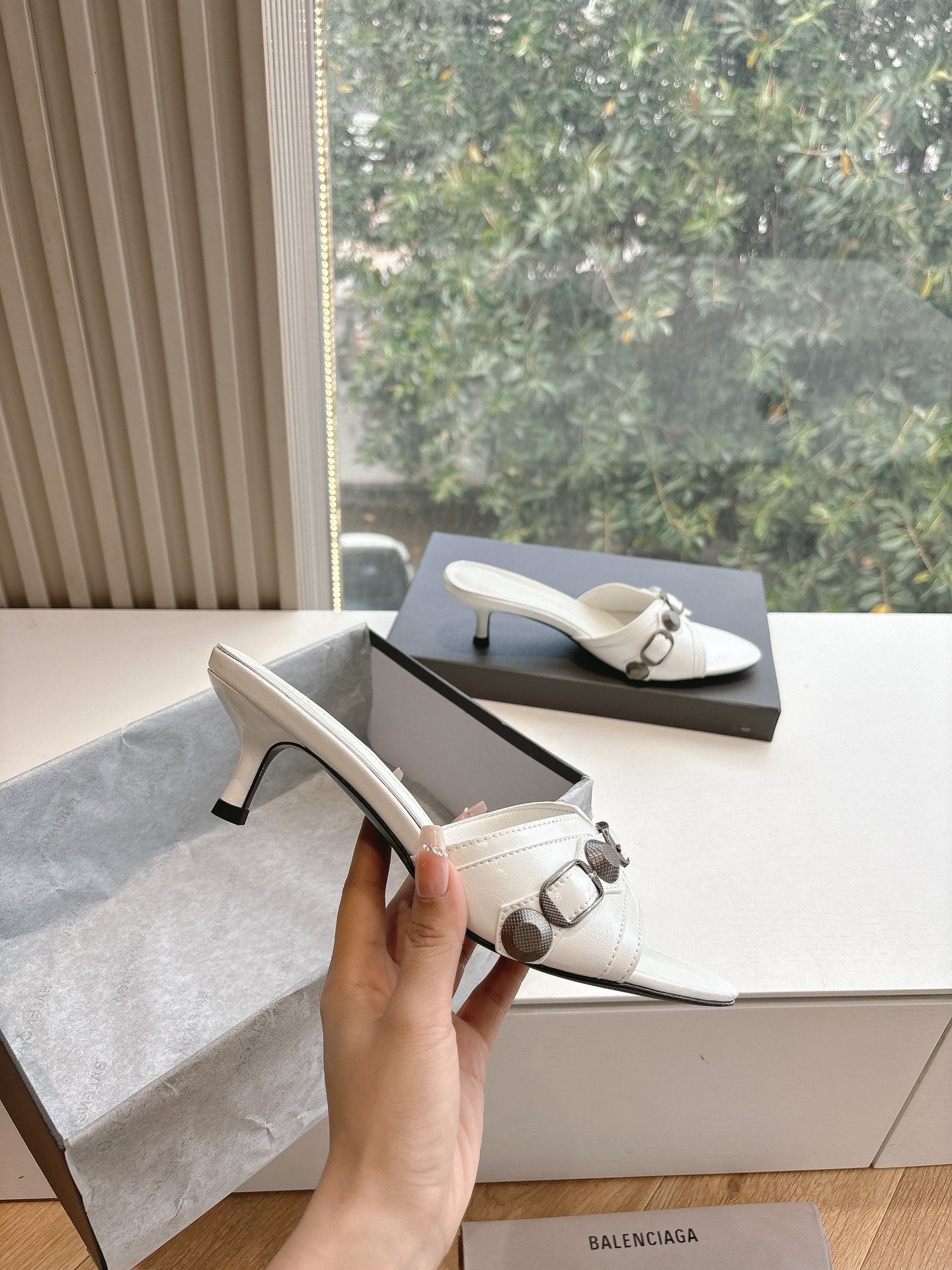 Balanciaga CAGOLE MID-HEEL MULES IN WHITE CALFSKIN