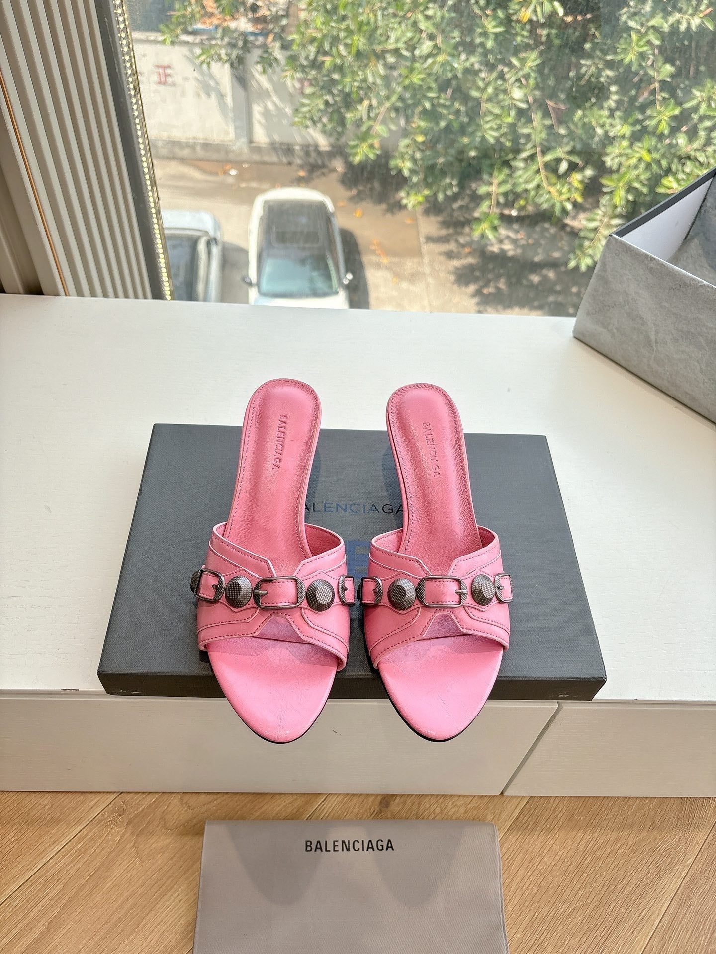 Balanciaga CAGOLE MID-HEEL MULES IN SHOCKING PINK CALFSKIN