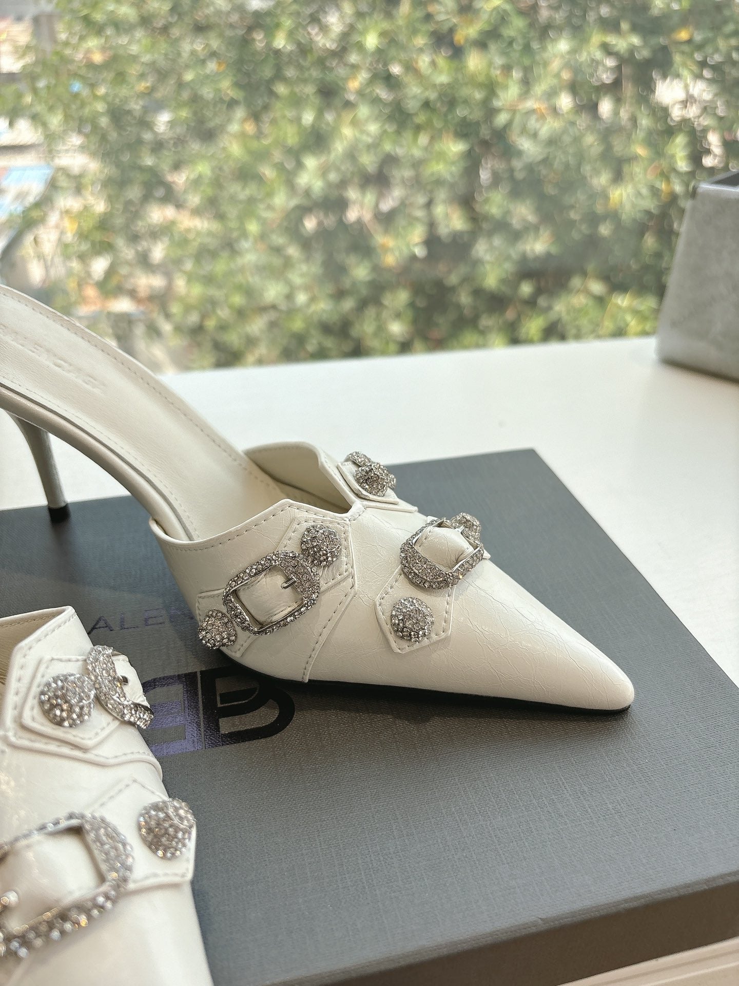 Balanciaga CRYSTAL BUCKLE WHITE CALFSKIN HEELED MULES