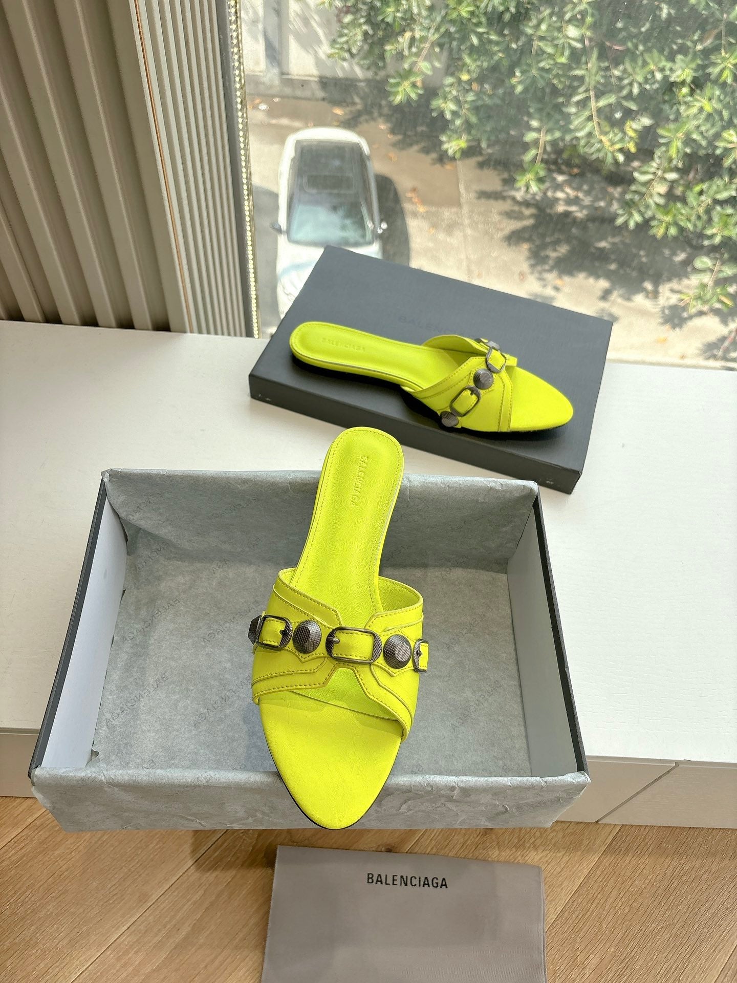 Balanciaga CAGOLE FLAT MULES IN LIME YELLOW CALFSKIN