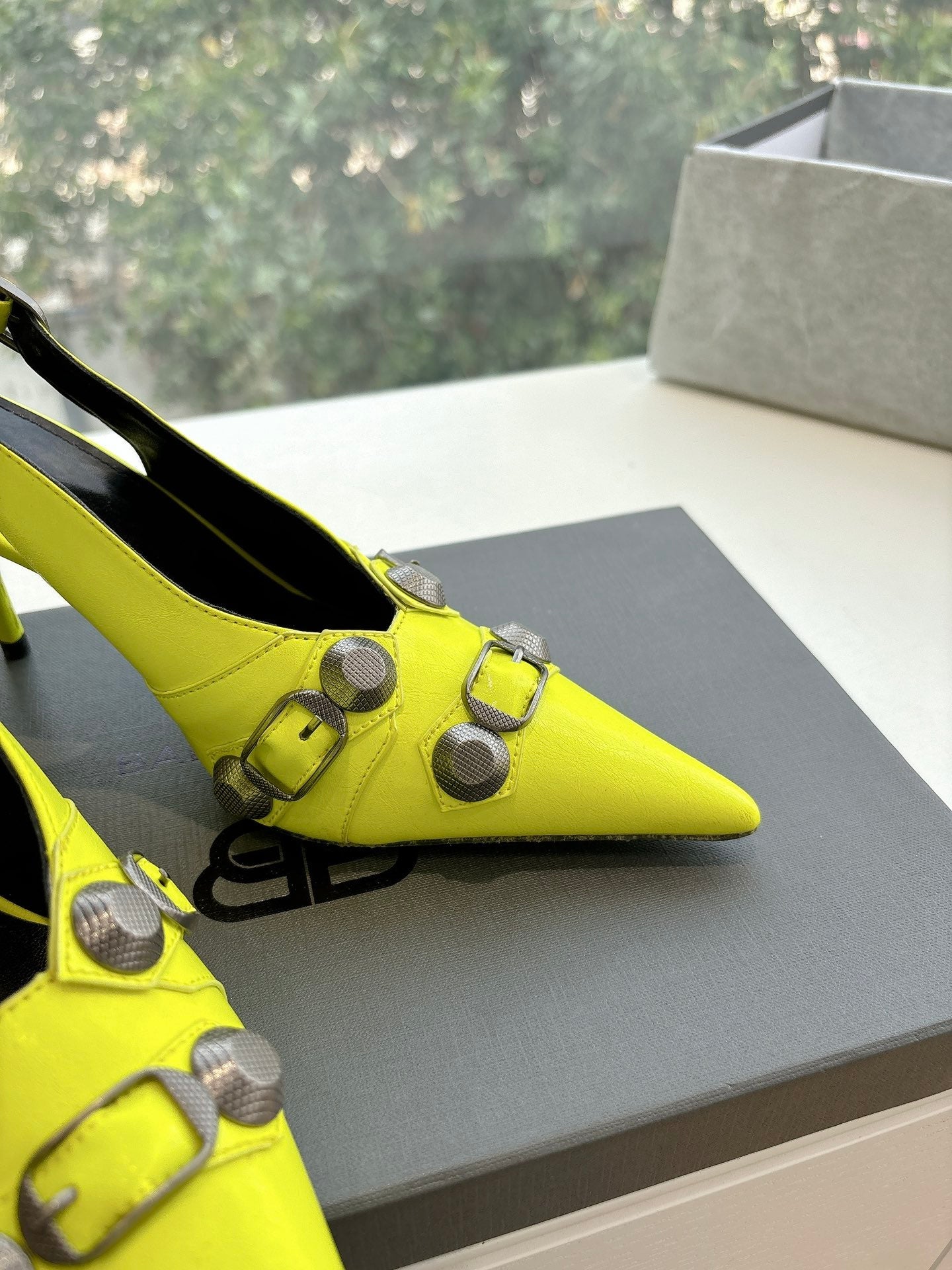 Balanciaga CAGOLE HIGH SLINGBACK IN YELLOW GLOSSY CALFSKIN