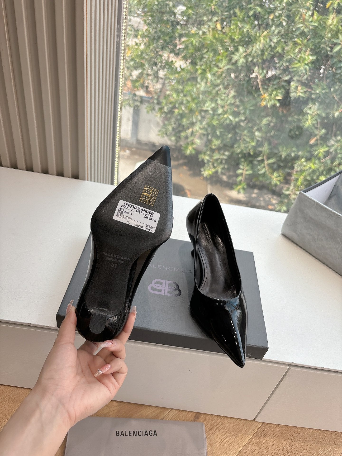 Balanciaga HIGH PUMPS IN BLACK PATENT CALFSKIN