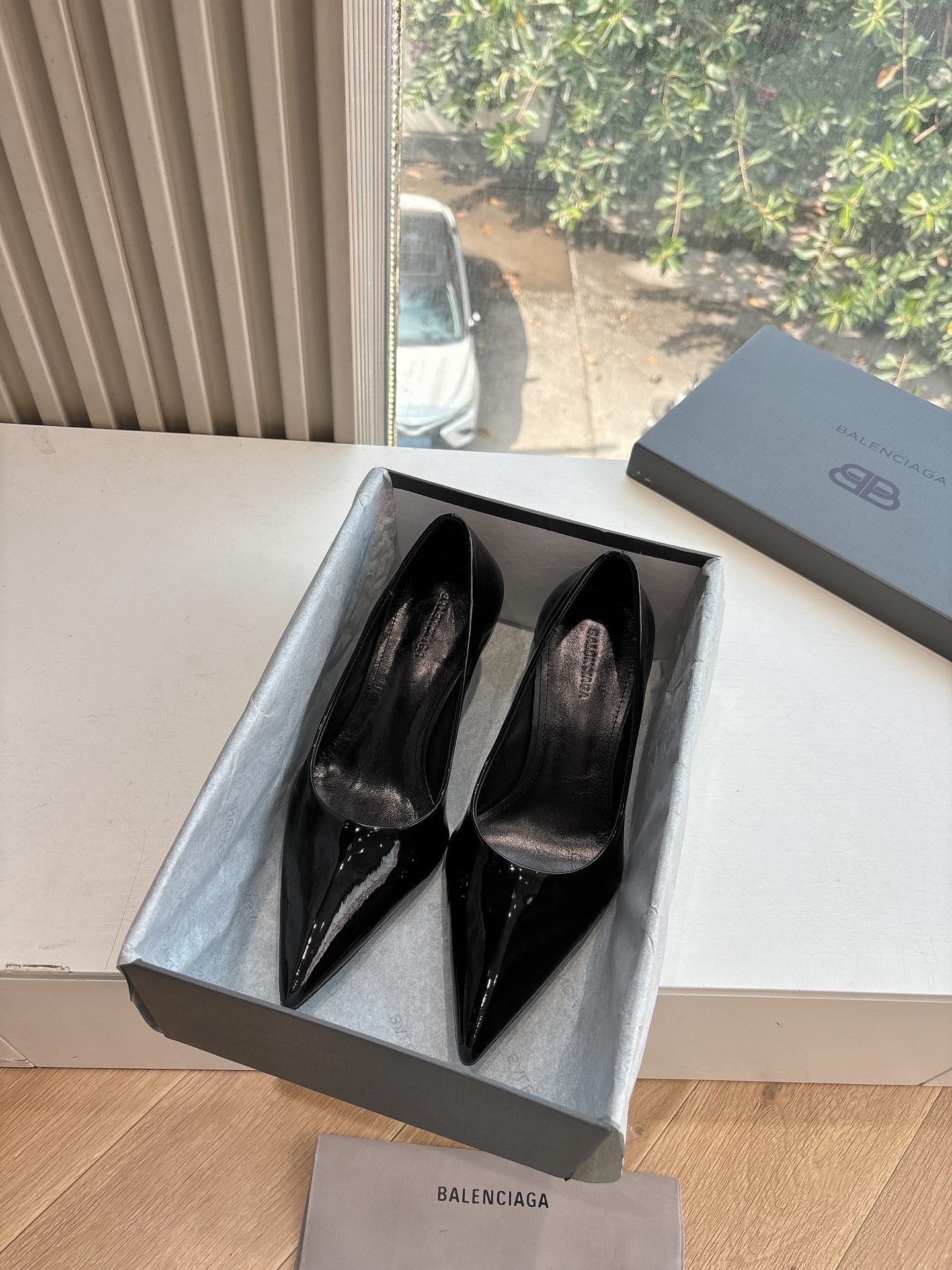 Balanciaga HIGH PUMPS IN BLACK PATENT CALFSKIN