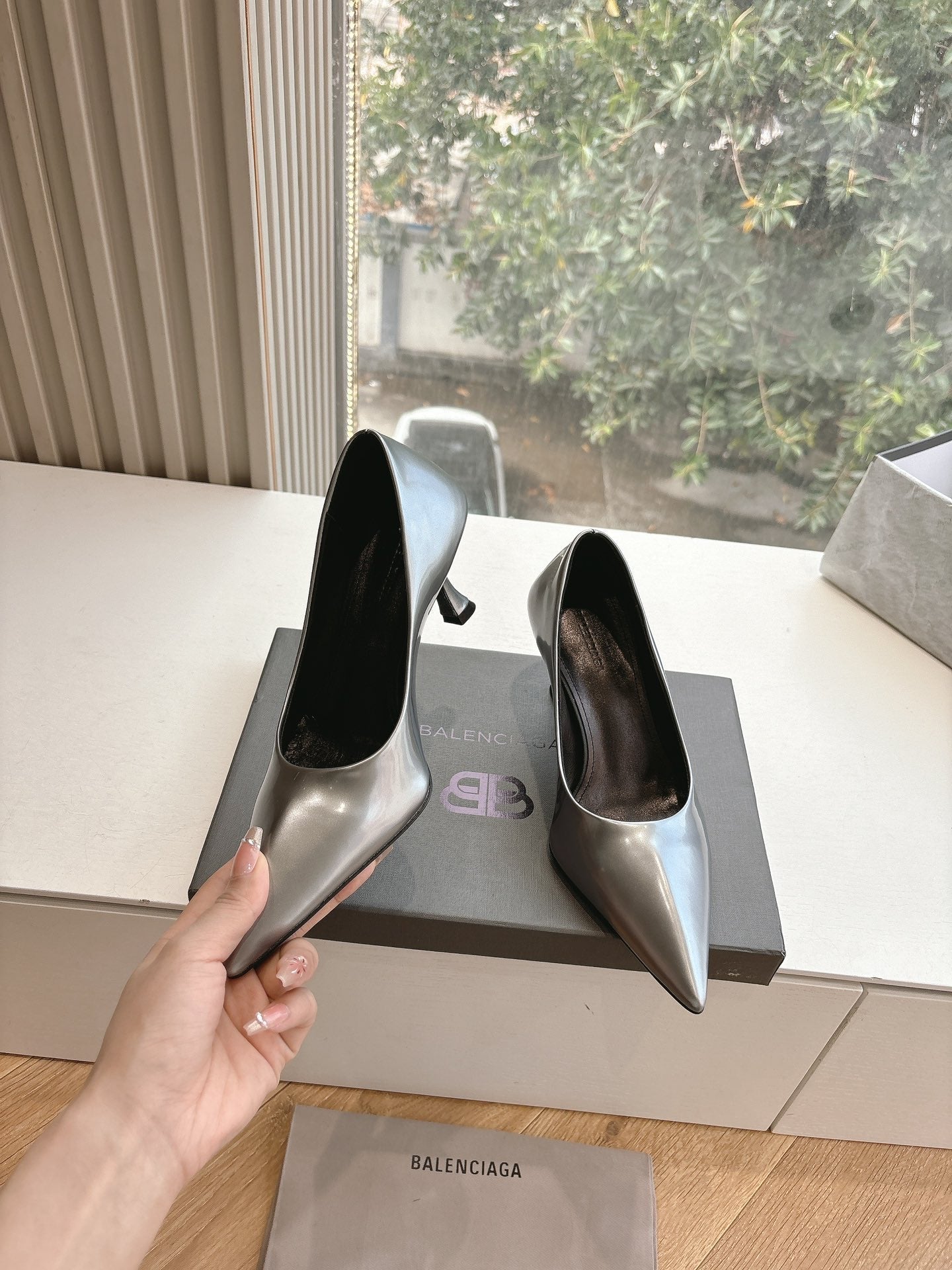 Balanciaga HIGH PUMPS IN RHINO GRAY PATENT CALFSKIN