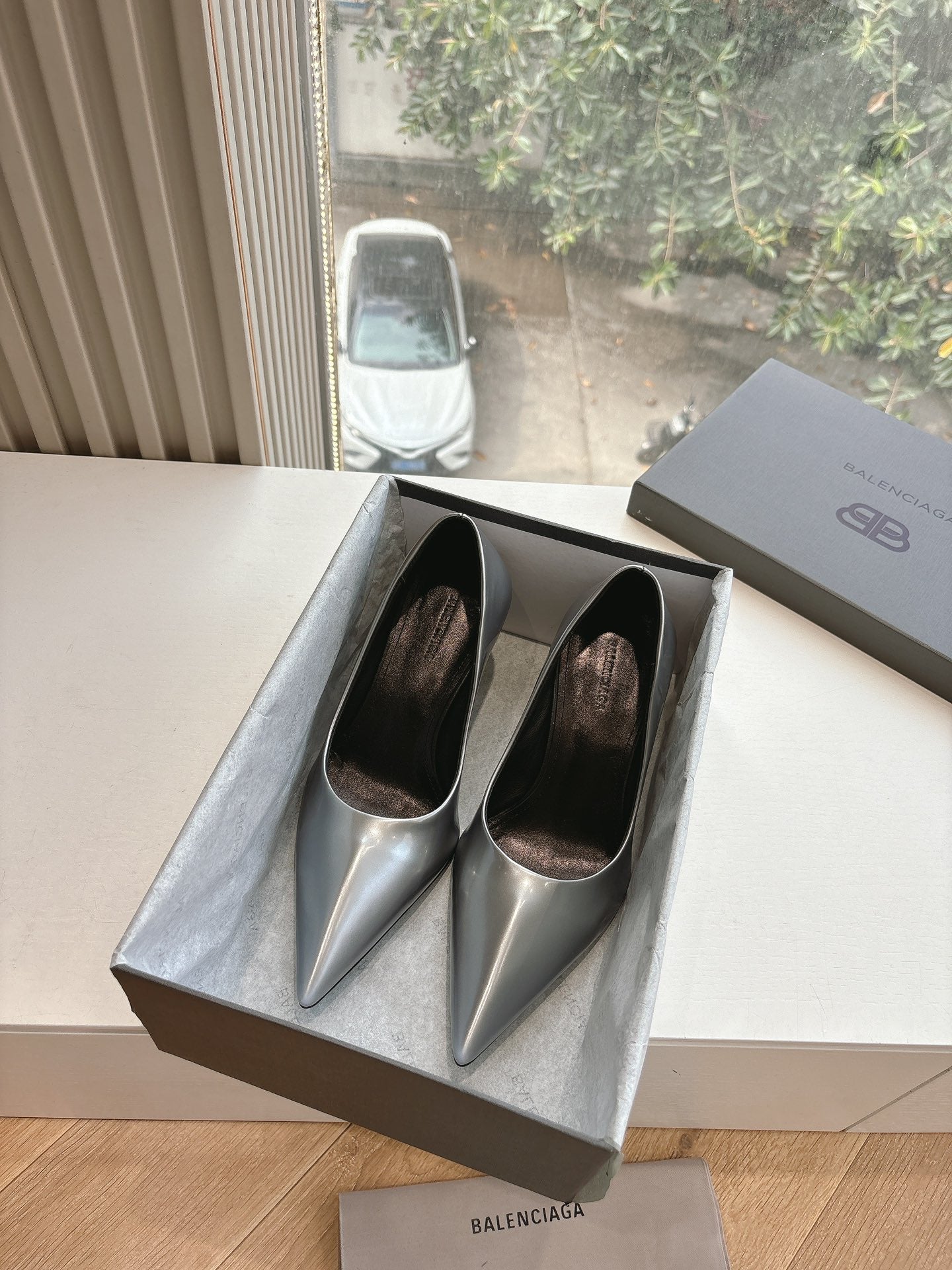 Balanciaga HIGH PUMPS IN RHINO GRAY PATENT CALFSKIN