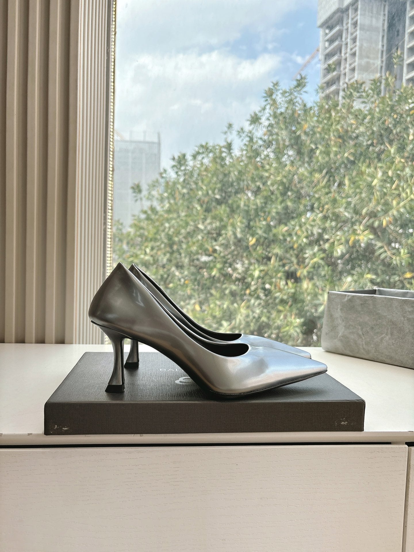 Balanciaga HIGH PUMPS IN RHINO GRAY PATENT CALFSKIN