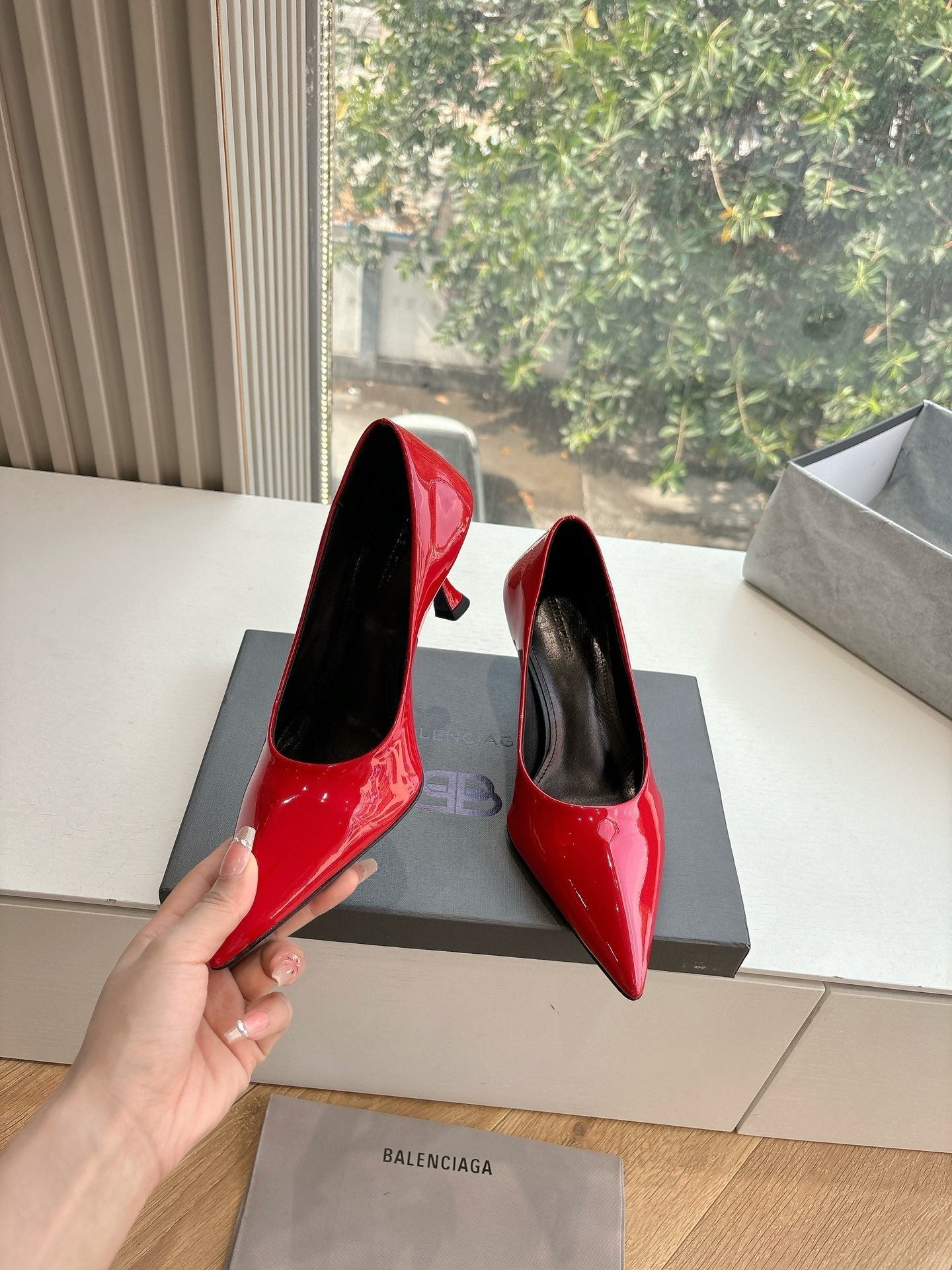 Balanciaga HIGH PUMPS IN CLASSIC RED PATENT CALFSKIN