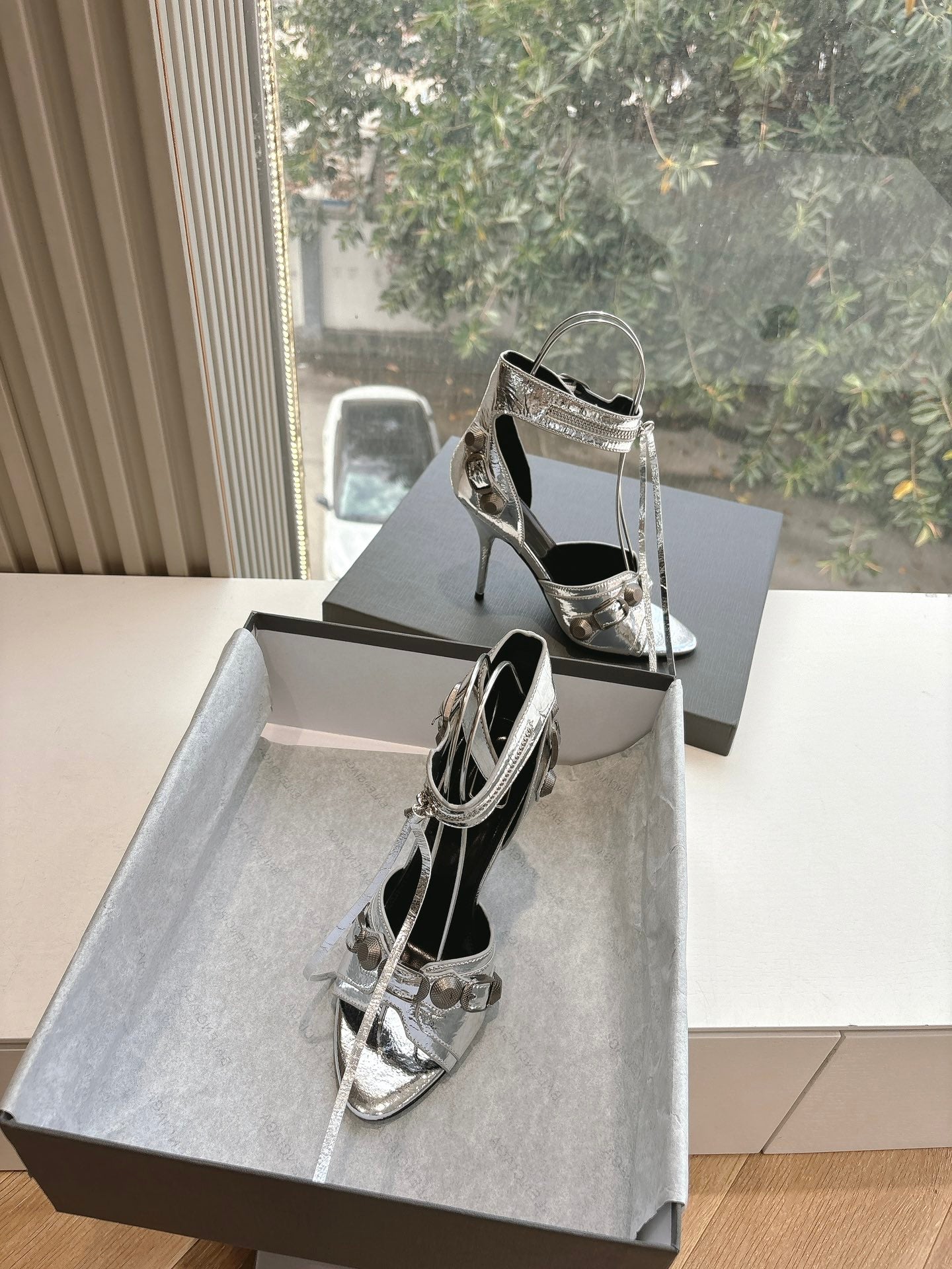 Balanciaga CAGOLE HIGH-HEEL SANDALS IN SILVER METALLIC LAMBSKIN