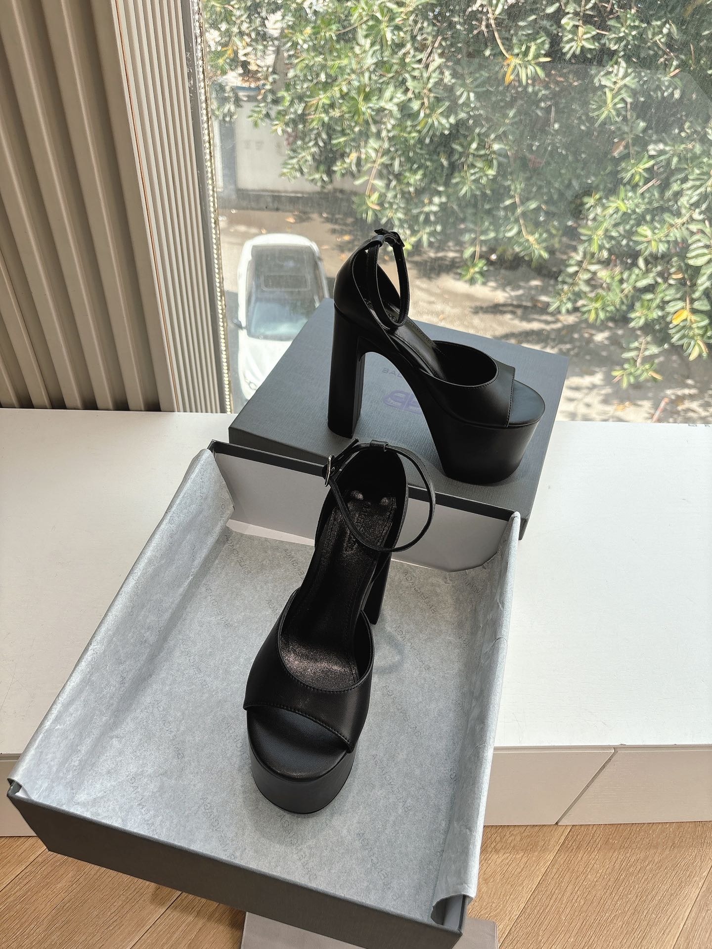 Balanciaga PLATFORM ANKLE STRAP HEELS IN BLACK SMOOTH CALFSKIN