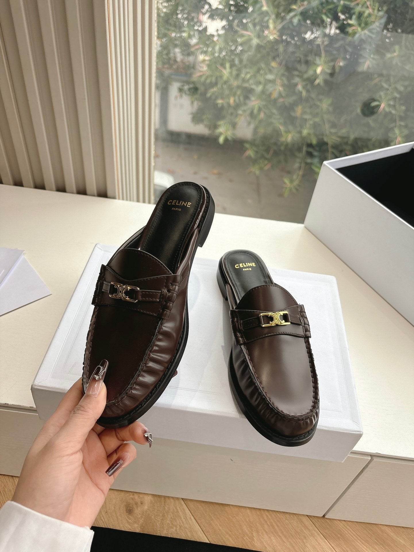 Celine CELINE  Slippers Brown Leather 285953