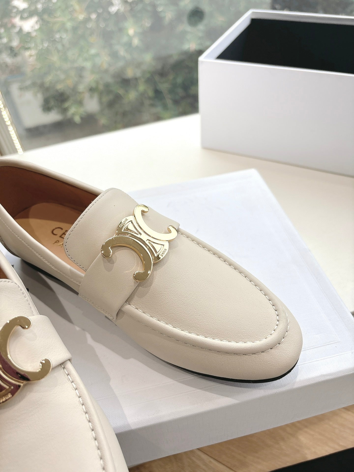 Celine CELINE Buckle Triomphe Loafers White Leather 285957