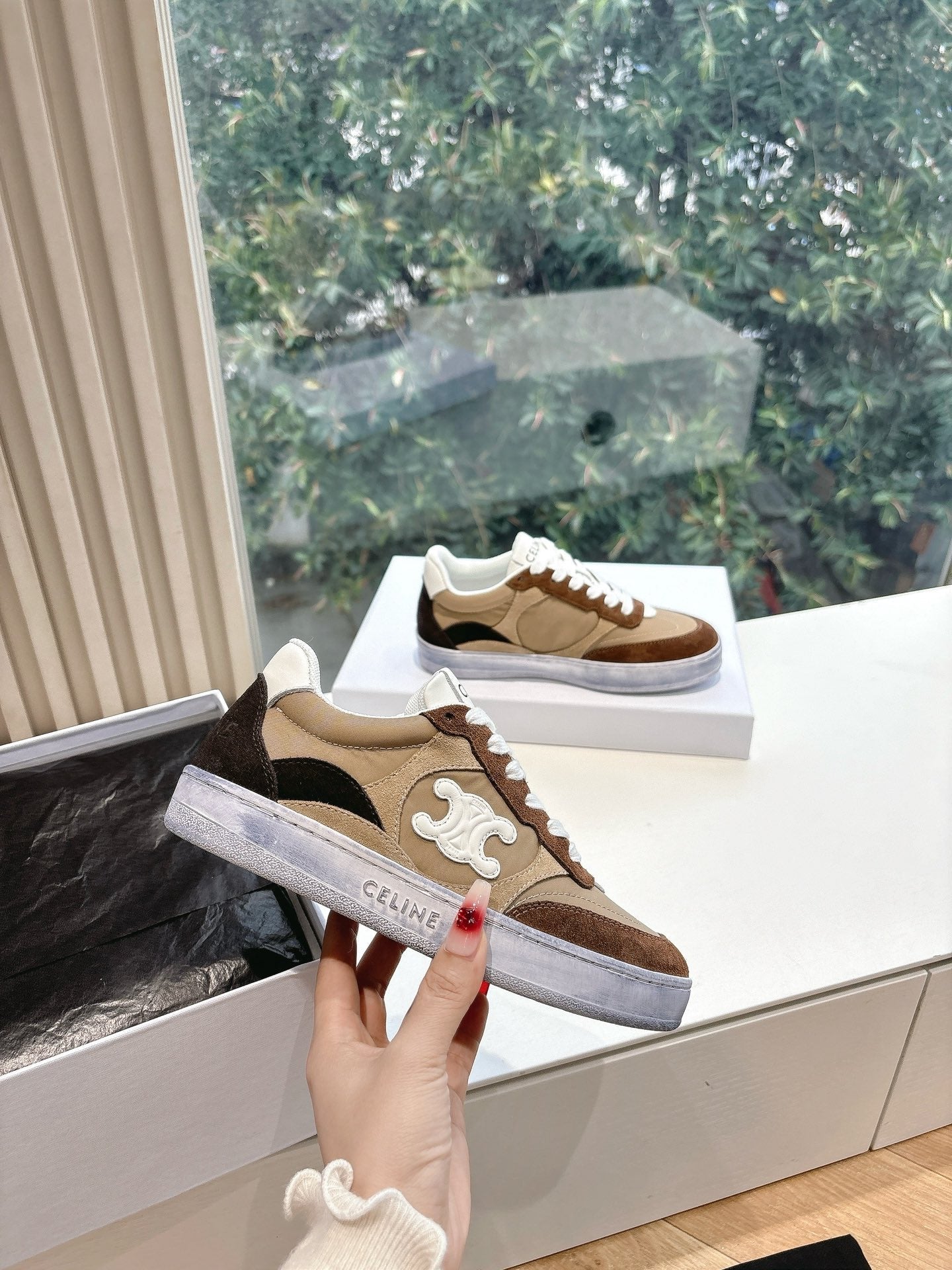 Celine CELINE Sneaker Bronze Suede 285894