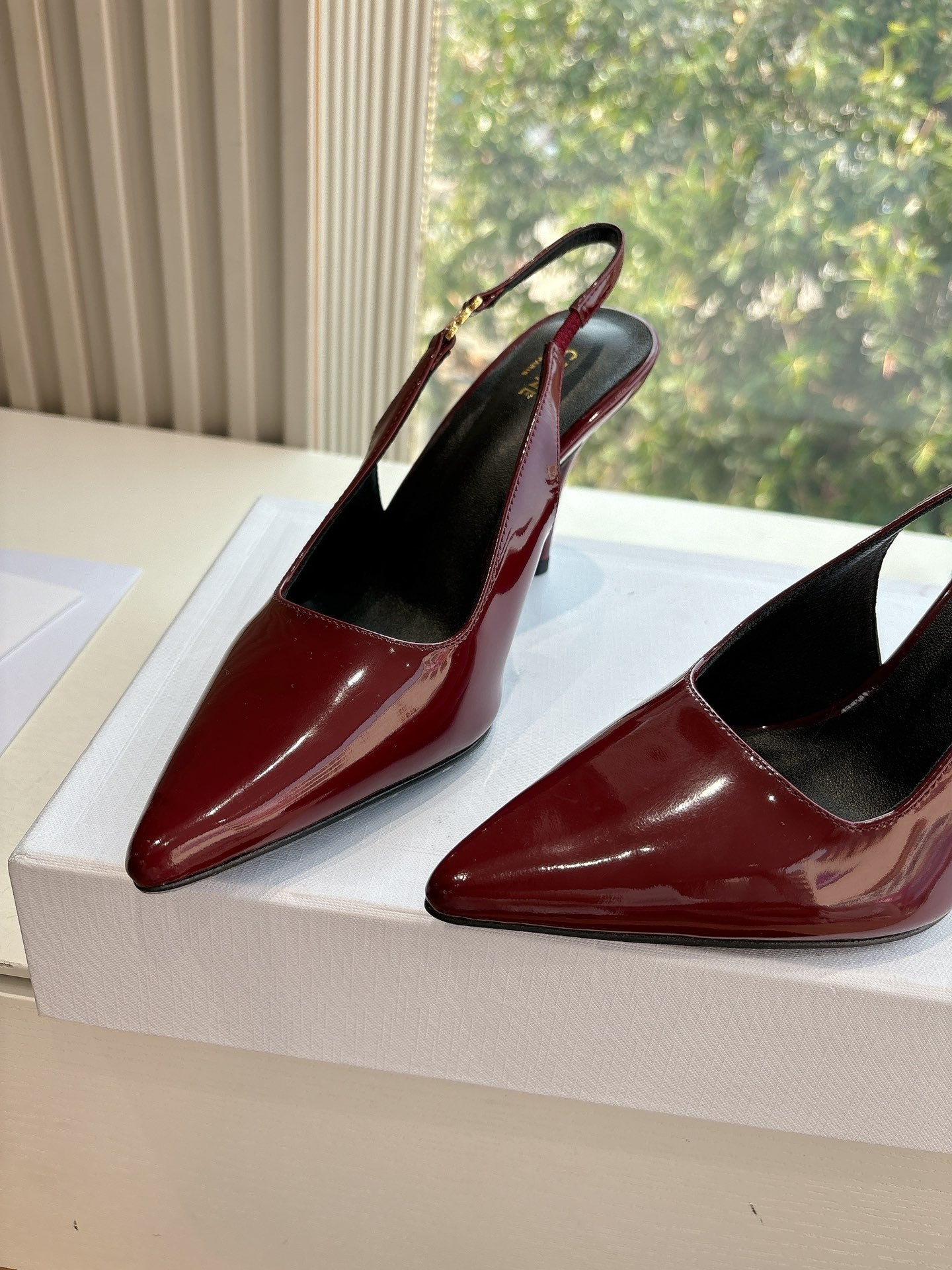 Celine CELINE Slingbacks Red Patent Leather 285939