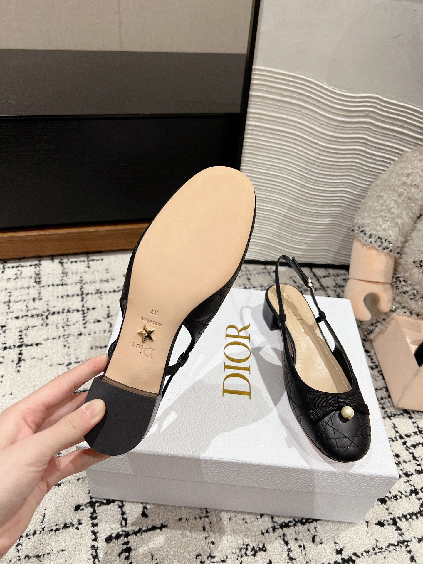 DIOR Ballet Slingback Pump 30mm In Black Quilted Calfskin 997043