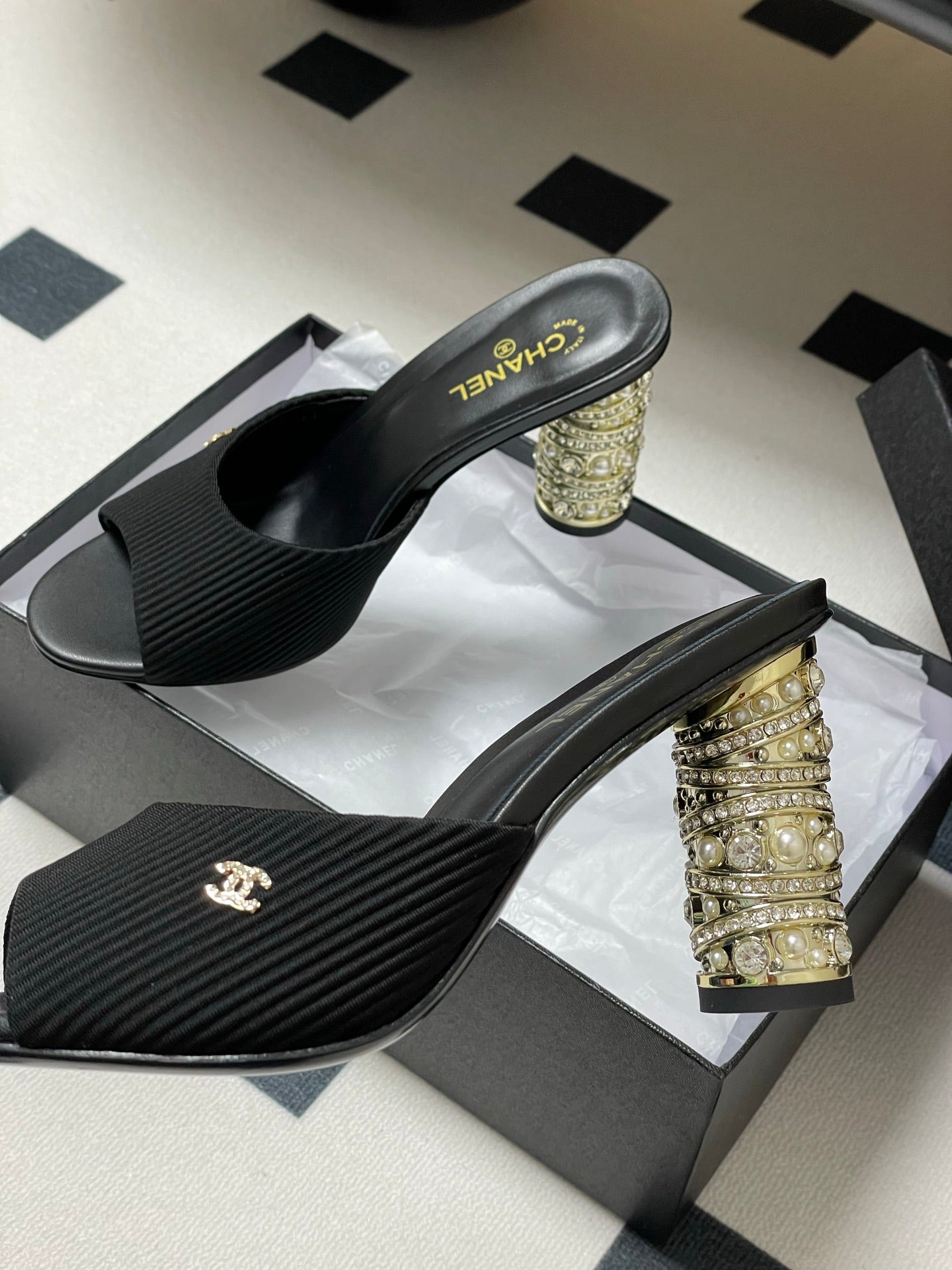 CHANEL 25p Sandal Heel 8cm Black Cloth