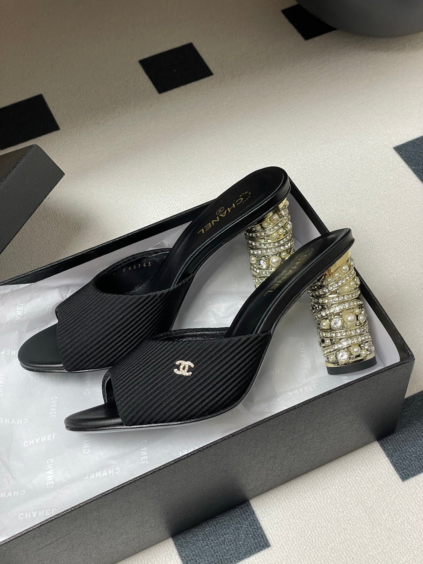 CHANEL 25p Sandal Heel 8cm Black Cloth