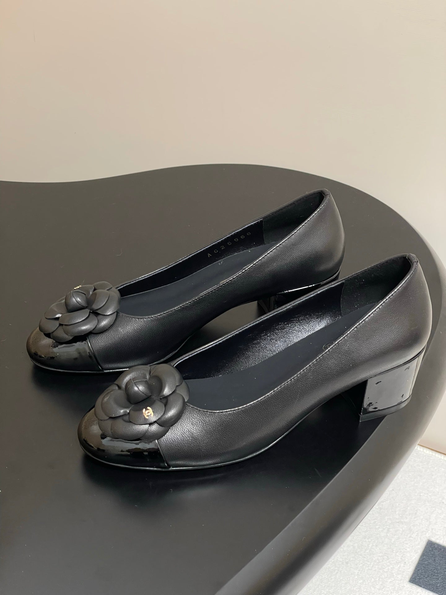 CHANEL 25S Ballet Flower