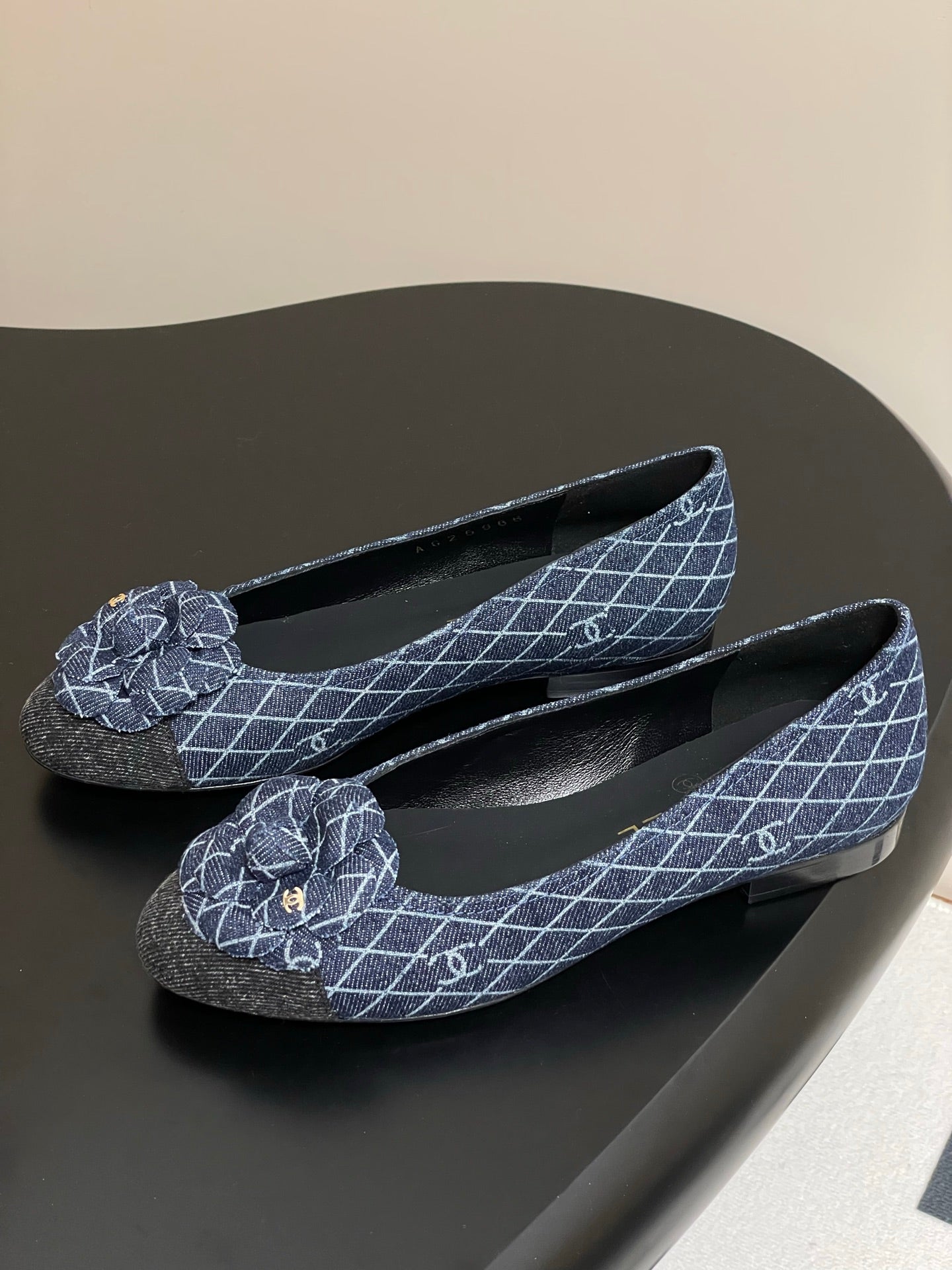CHANEL 25S Ballet Flower