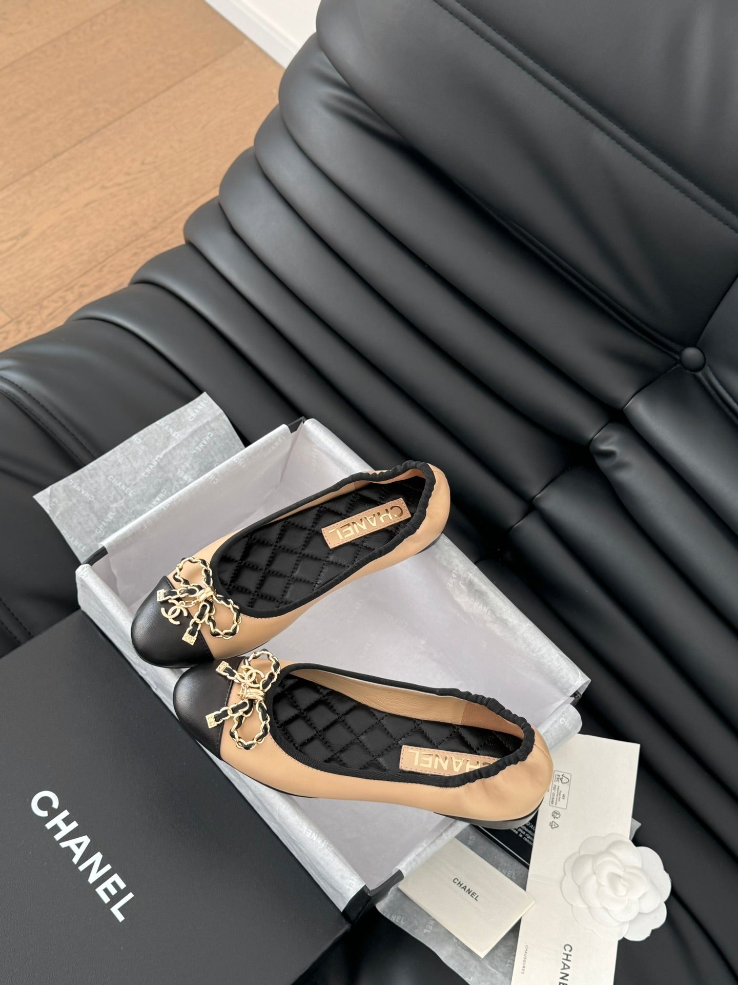 CHANEL Ballet Flats In Beige Lambskin 143530