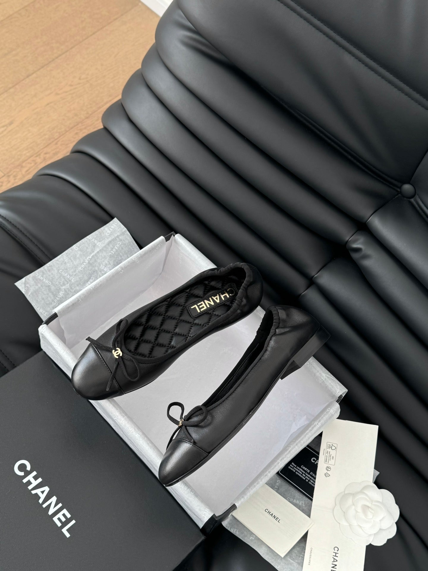 CHANEL Ballet Flats In Black Lambskin 143534