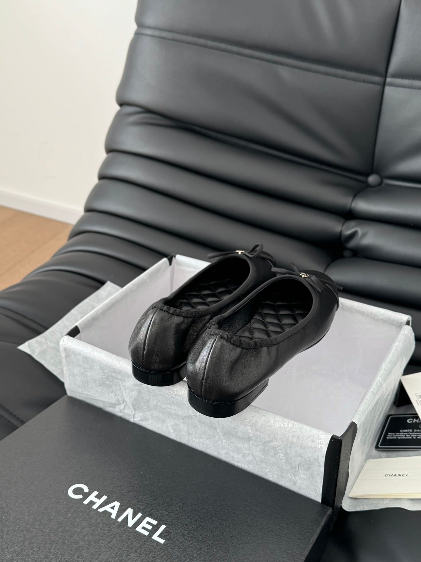 CHANEL Ballet Flats In Black Lambskin 143534