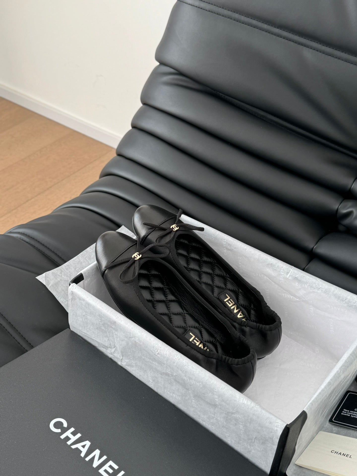 CHANEL Ballet Flats In Black Lambskin 143534