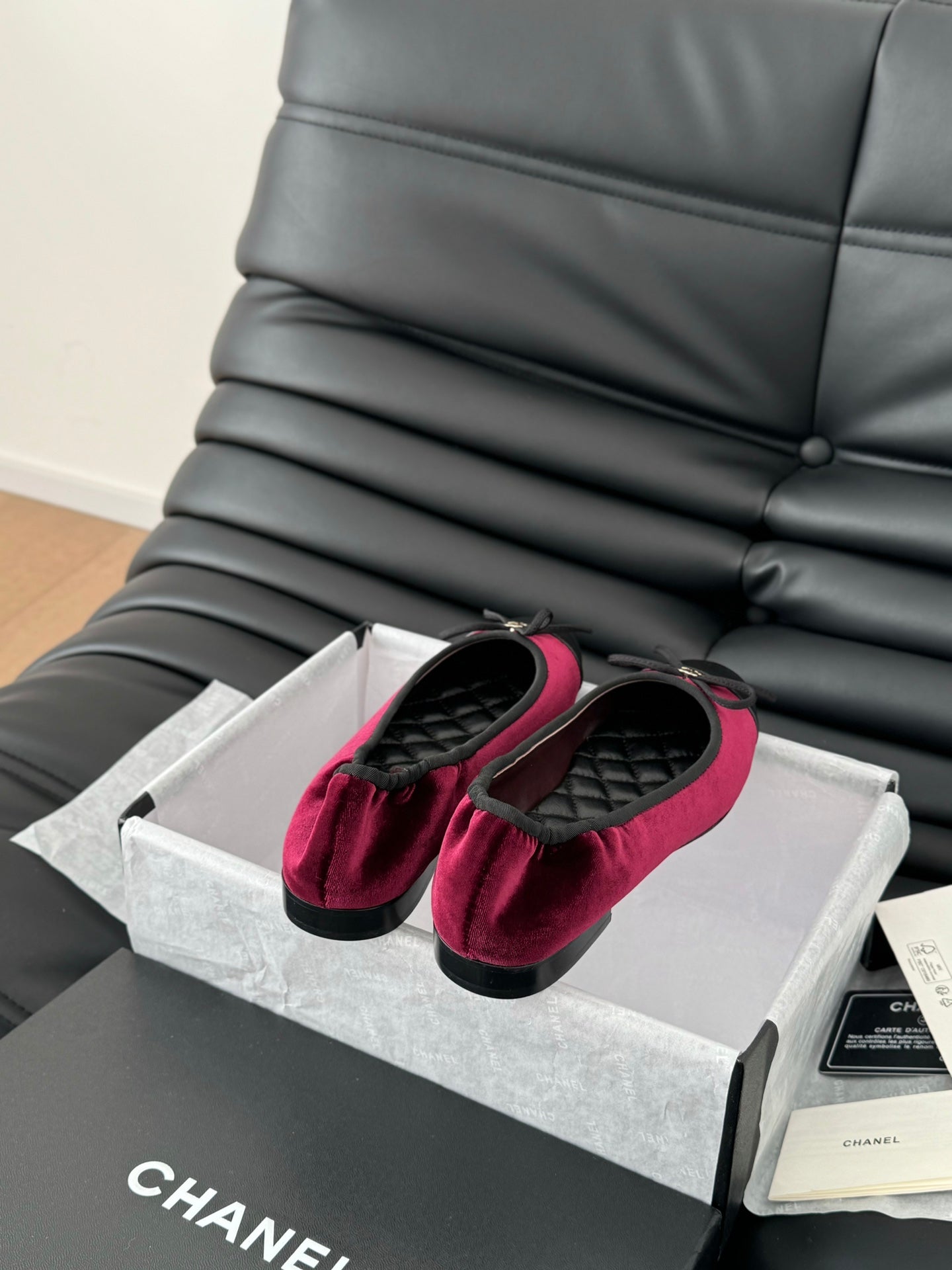 CHANEL Ballet Flats In Burgundy Velvet Fabric 143536