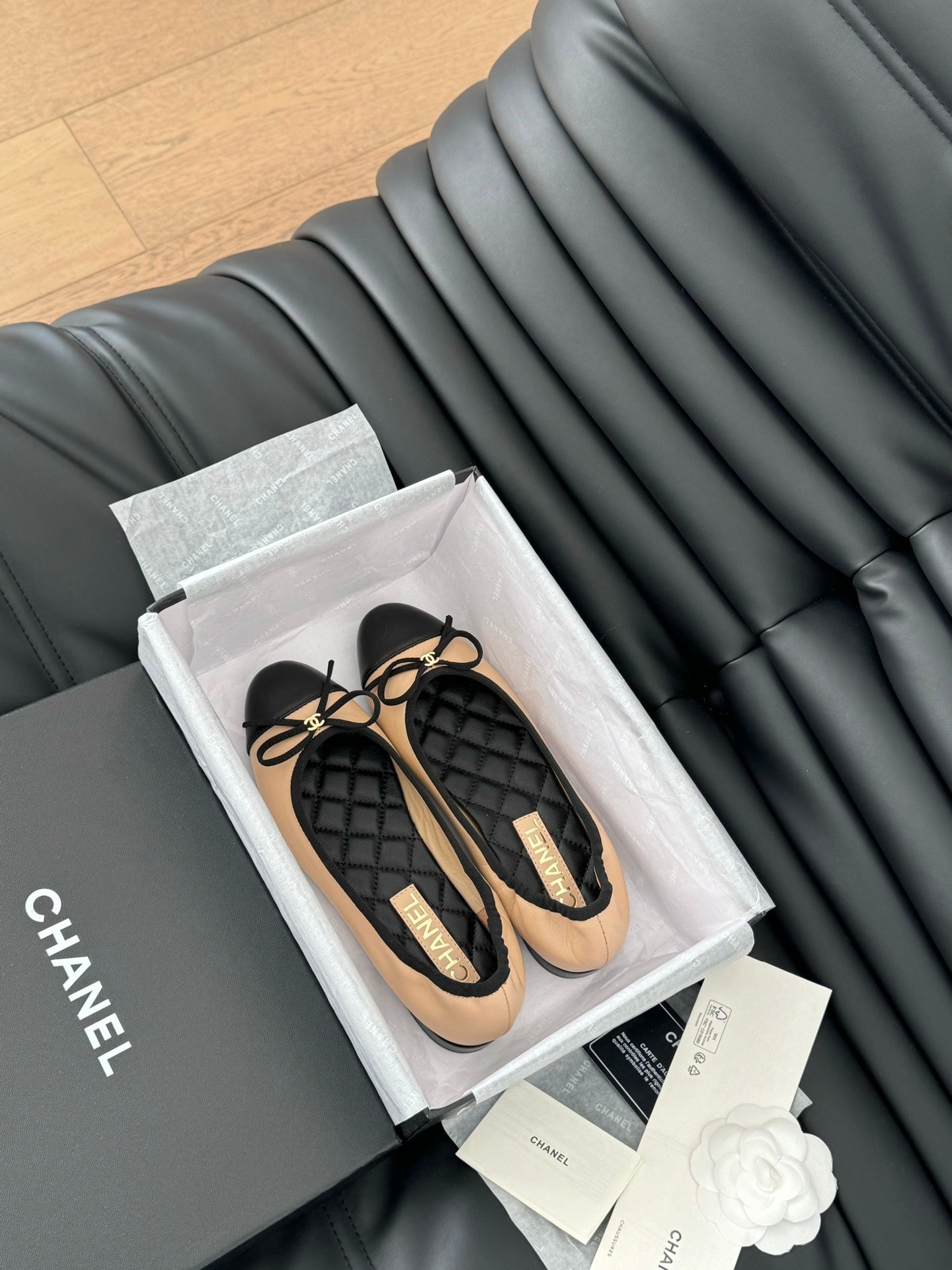 CHANEL Ballet Flats In Beige Lambskin 143538