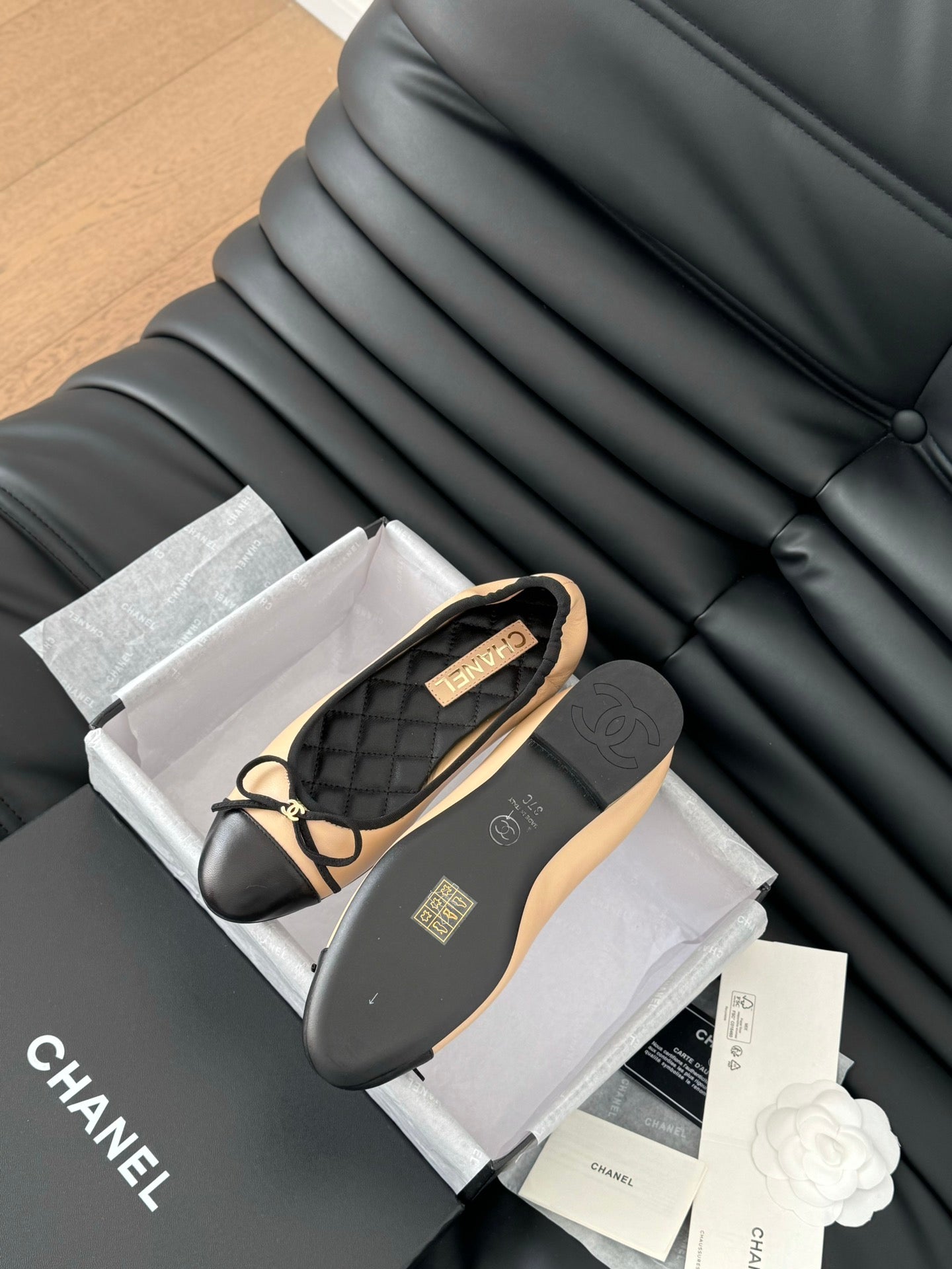 CHANEL Ballet Flats In Beige Lambskin 143538