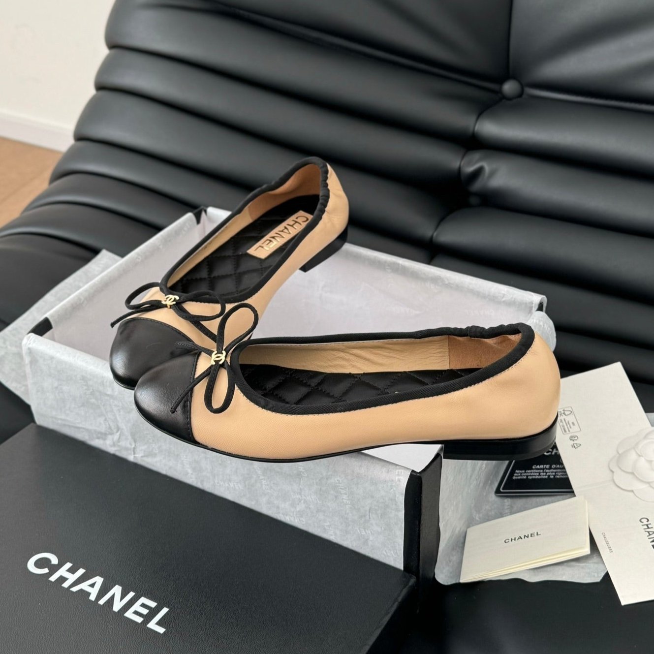 CHANEL Ballet Flats In Beige Lambskin 143538